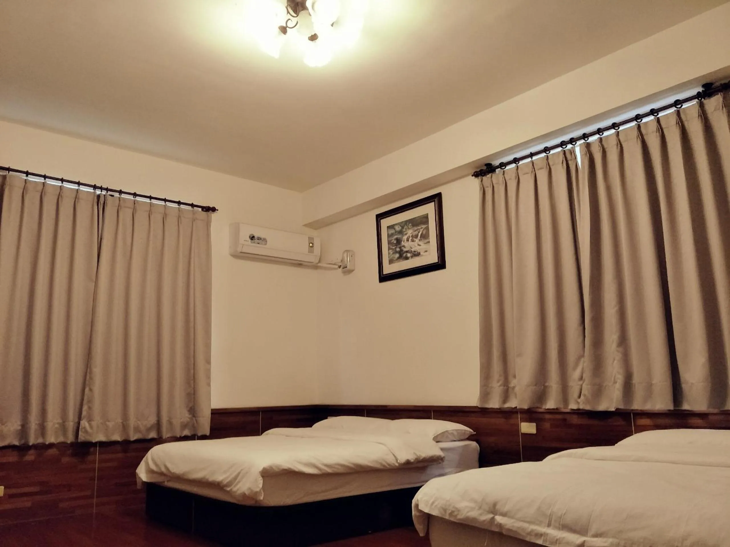 Bed in Lu He Feng Homestay