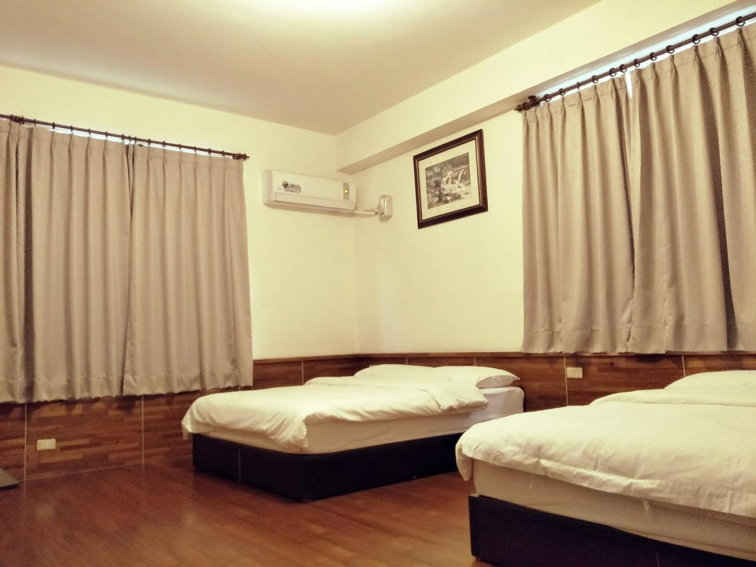 Bed in Lu He Feng Homestay