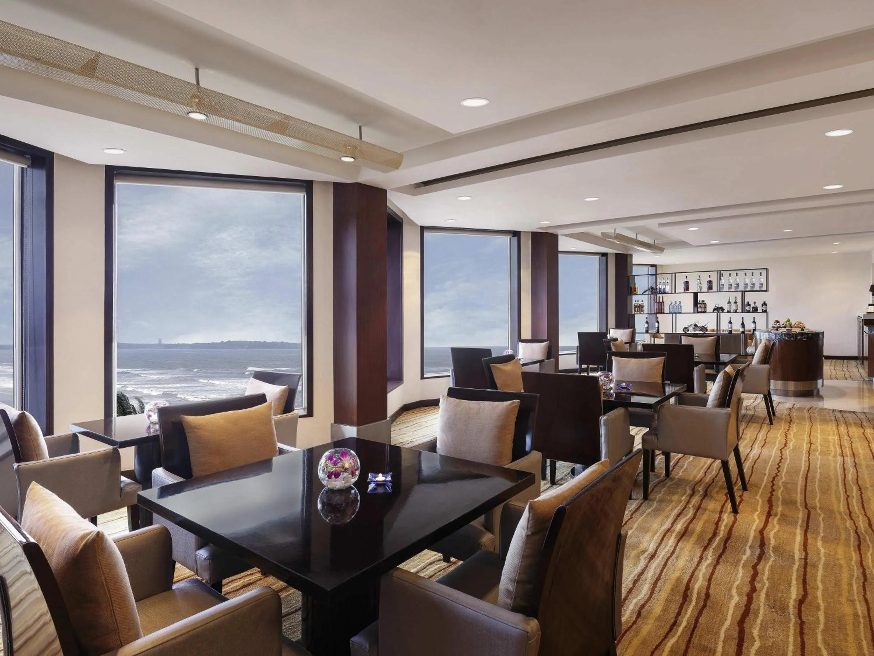 Bedroom in Novotel Mumbai Juhu Beach