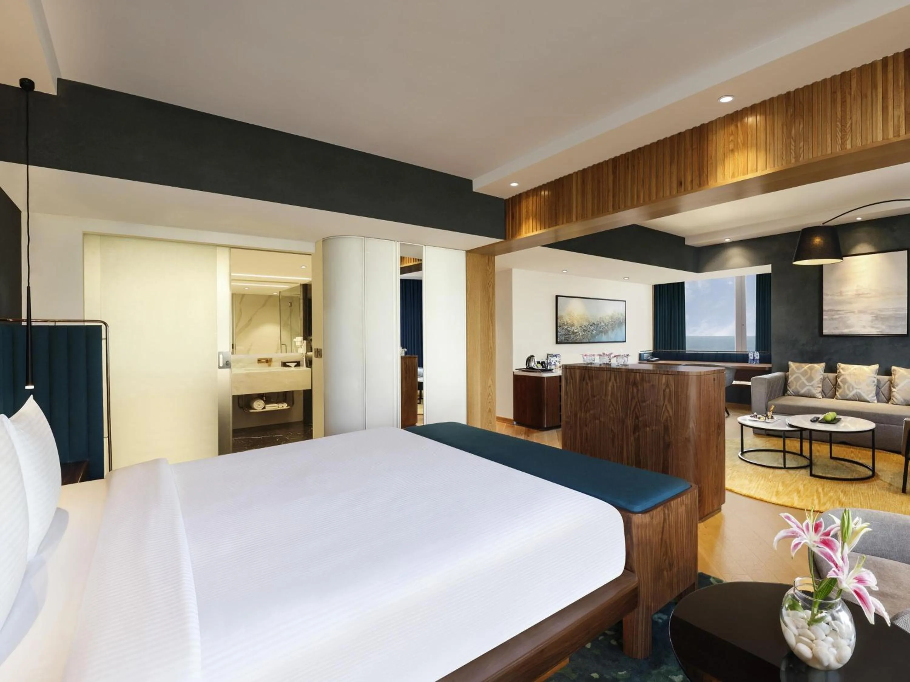 Bedroom, Bed in Novotel Mumbai Juhu Beach