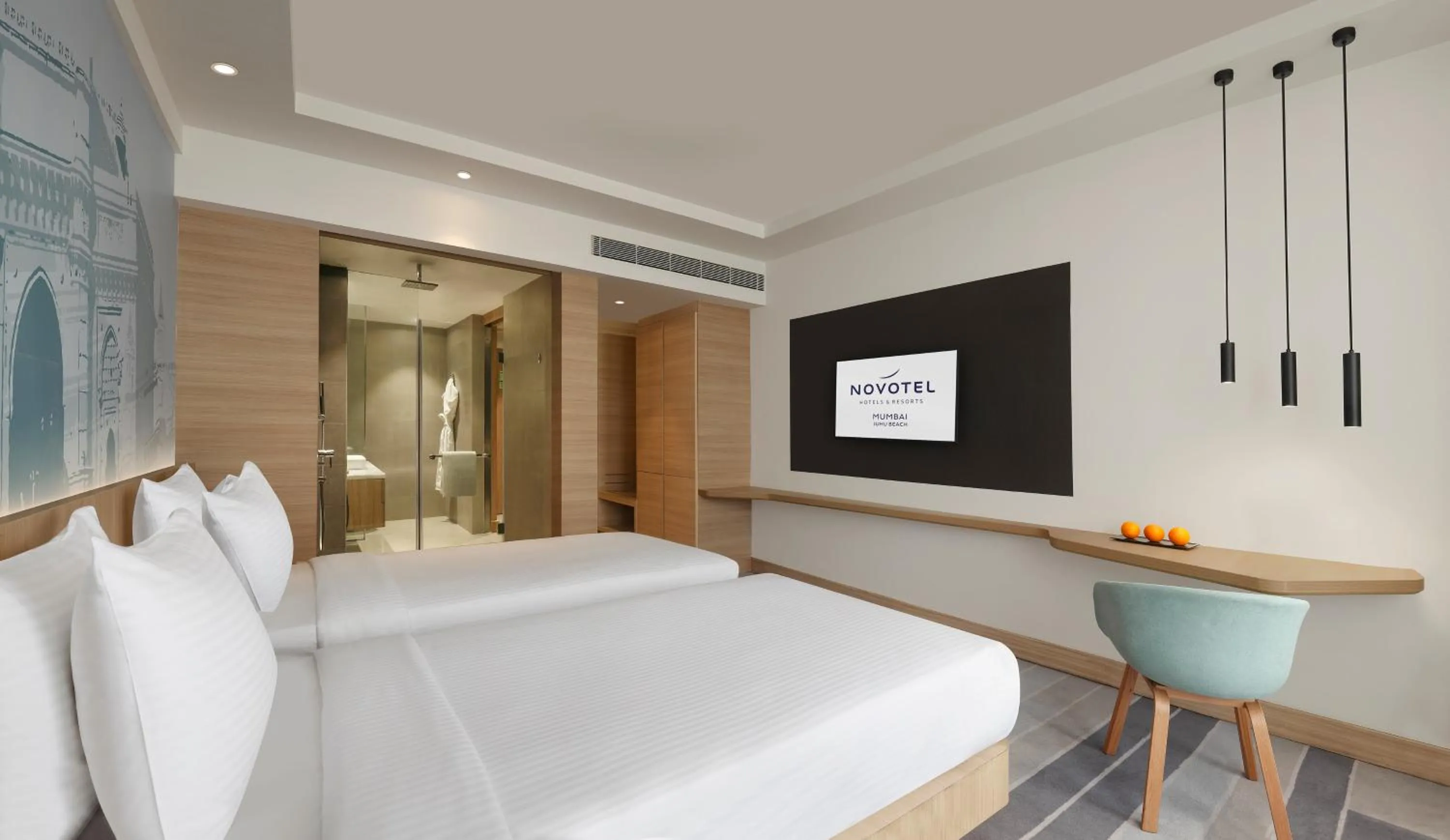 Photo of the whole room, Bed in Novotel Mumbai Juhu Beach