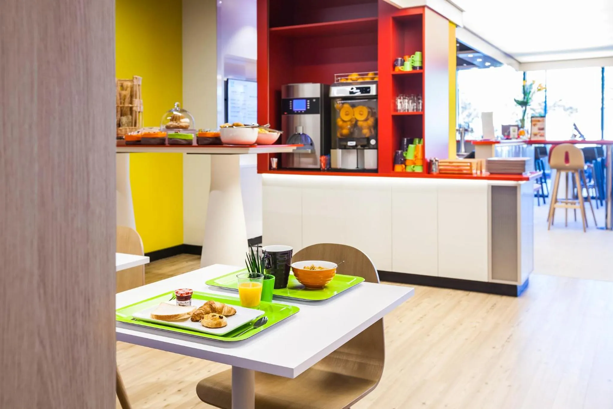 Restaurant/places to eat in Ibis Styles Mulhouse Centre Gare
