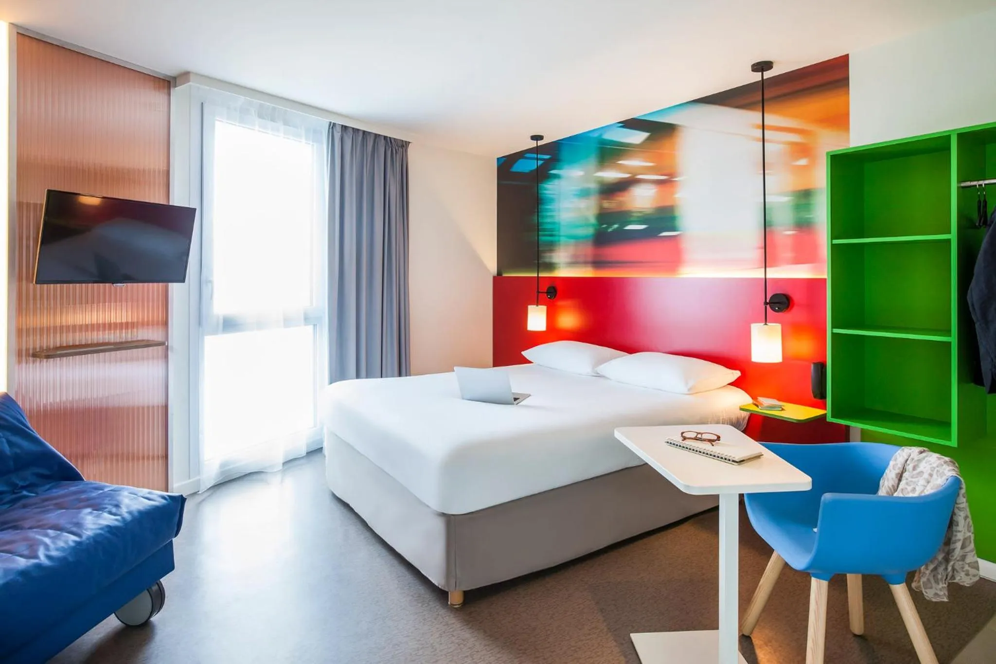 Bed in Ibis Styles Mulhouse Centre Gare
