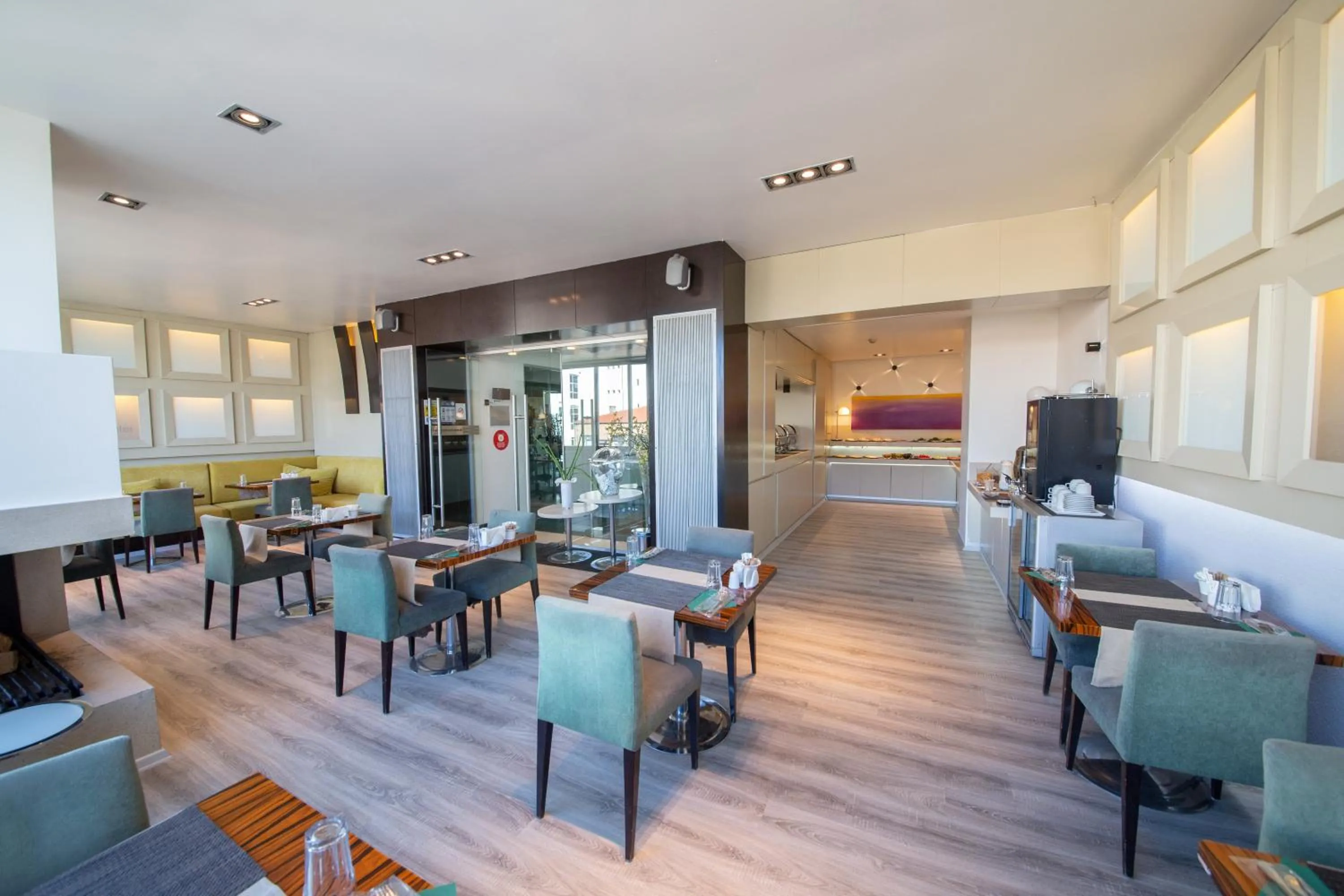 Breakfast in MY Hotel