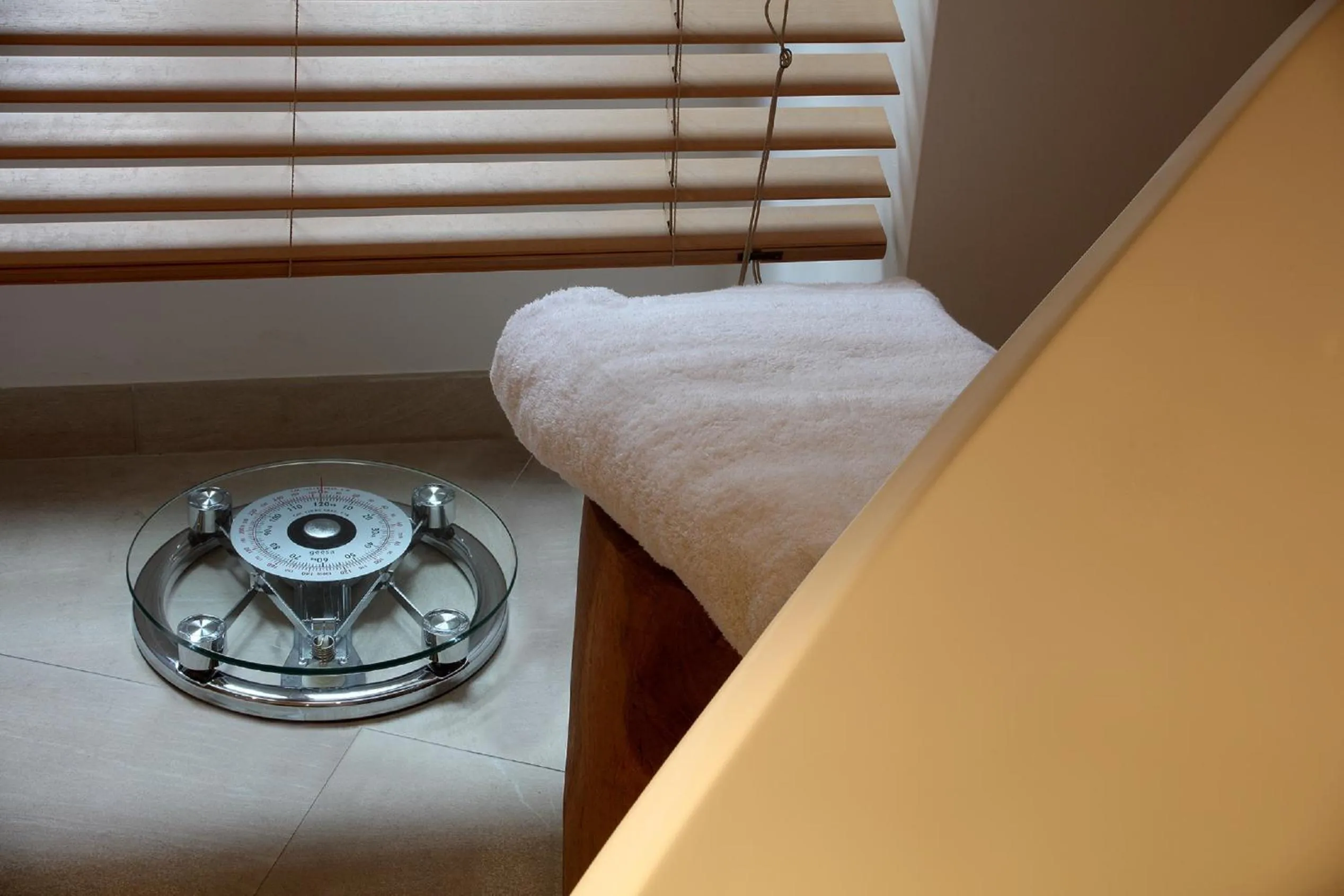 Decorative detail, Bed in Petit Hôtel Confidentiel
