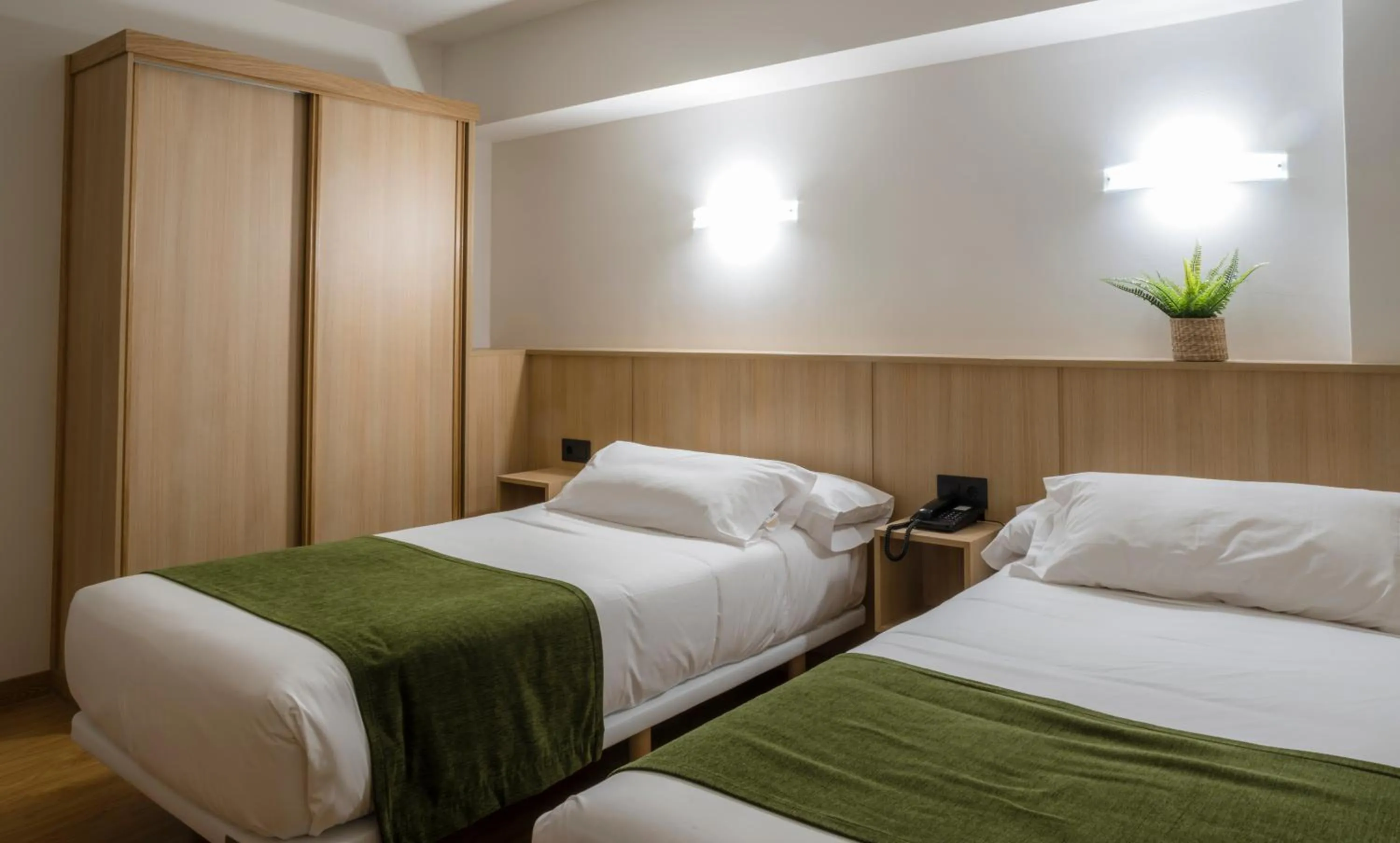 Twin Room in Hotel Crisol de las Rías