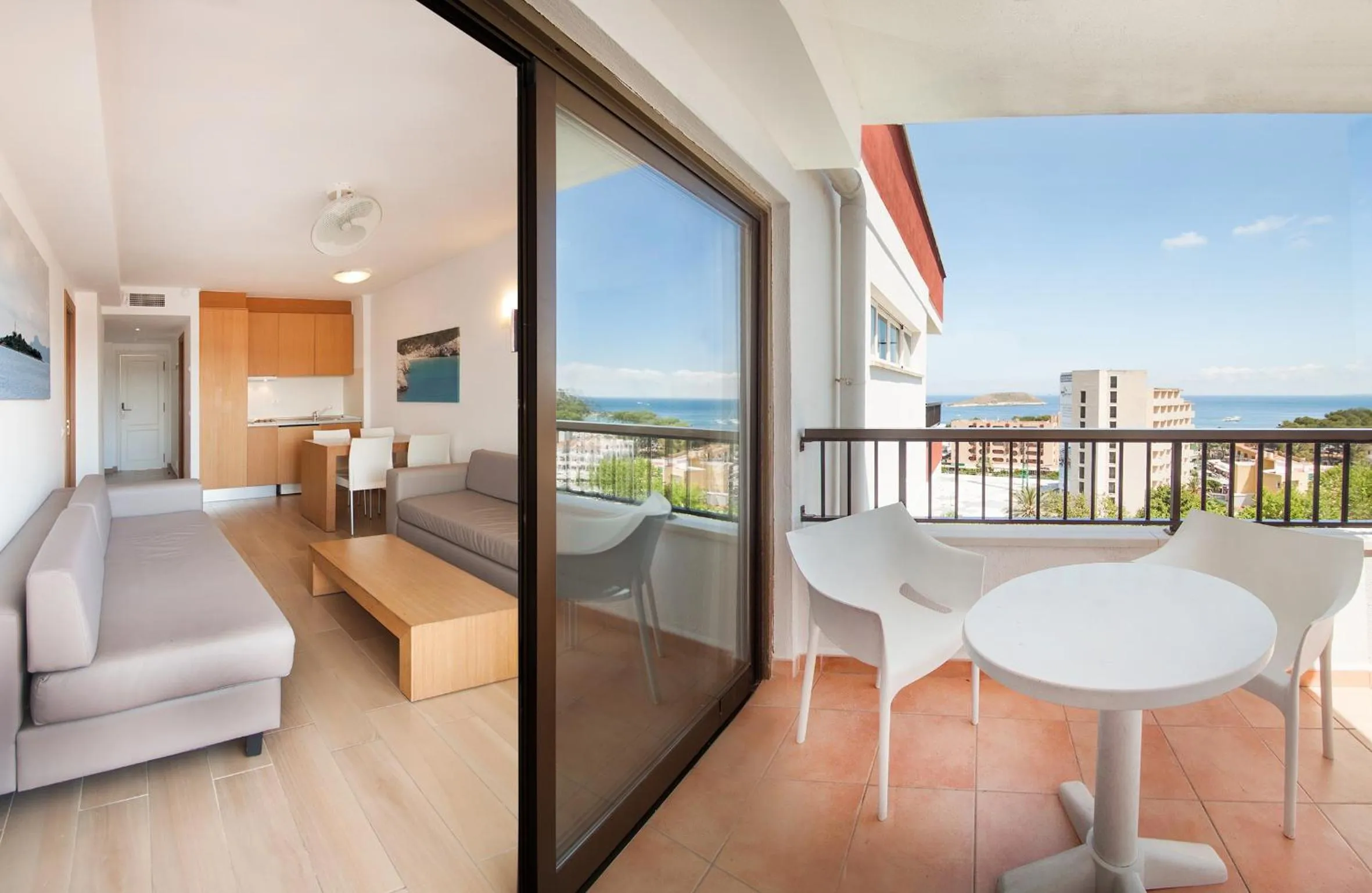 Apartamentos Sol y Vera