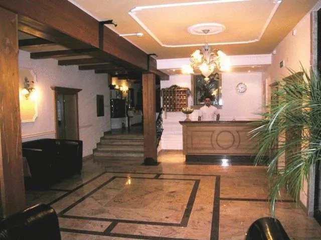 Lobby or reception in Gartenhotel Lenzenhof - Wildschönau- PREMIUMCARD inclusive