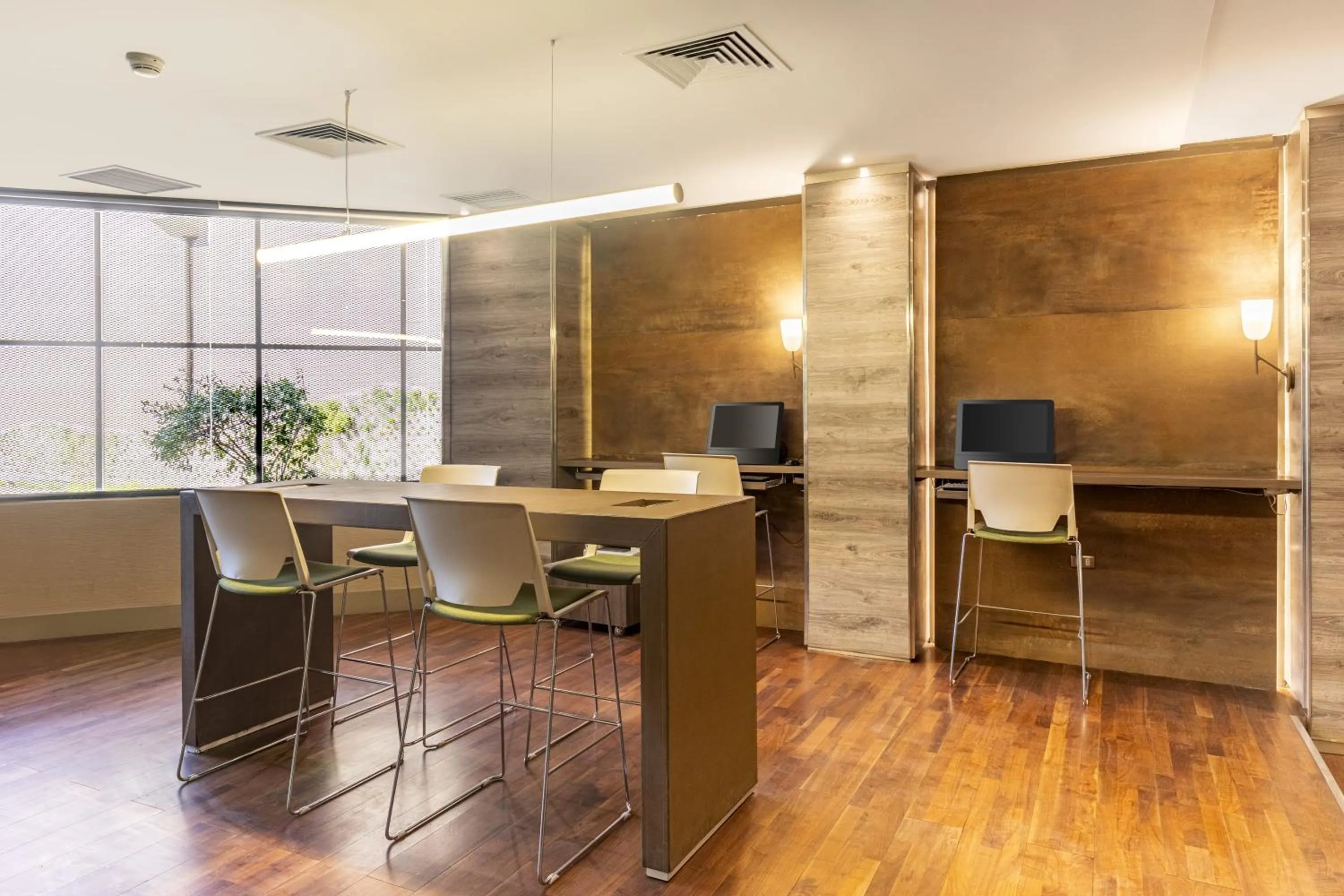 Seating area in Hotel Plaza Santiago