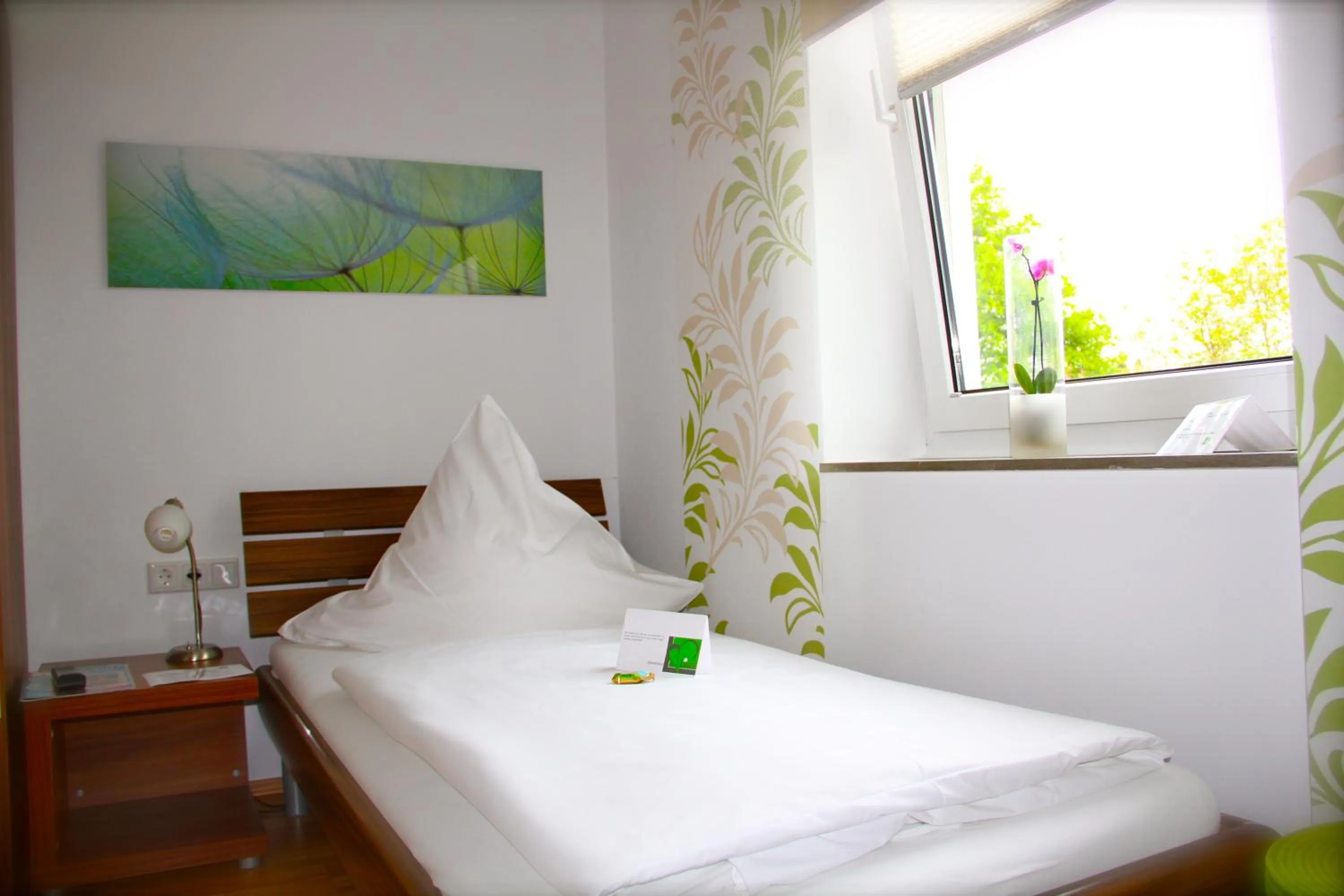 Bed in Gästehaus zur Linde