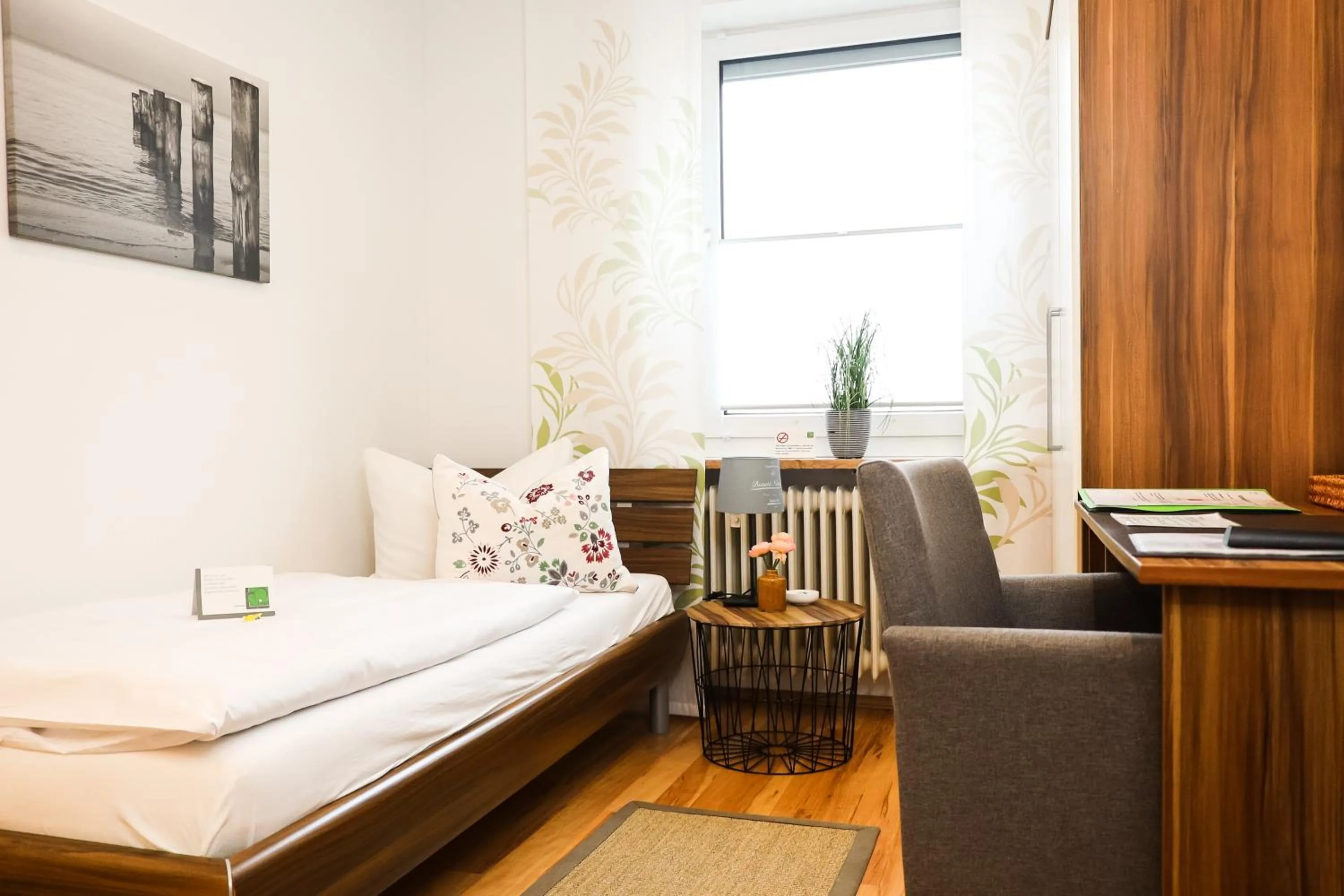 Bed in Gästehaus zur Linde