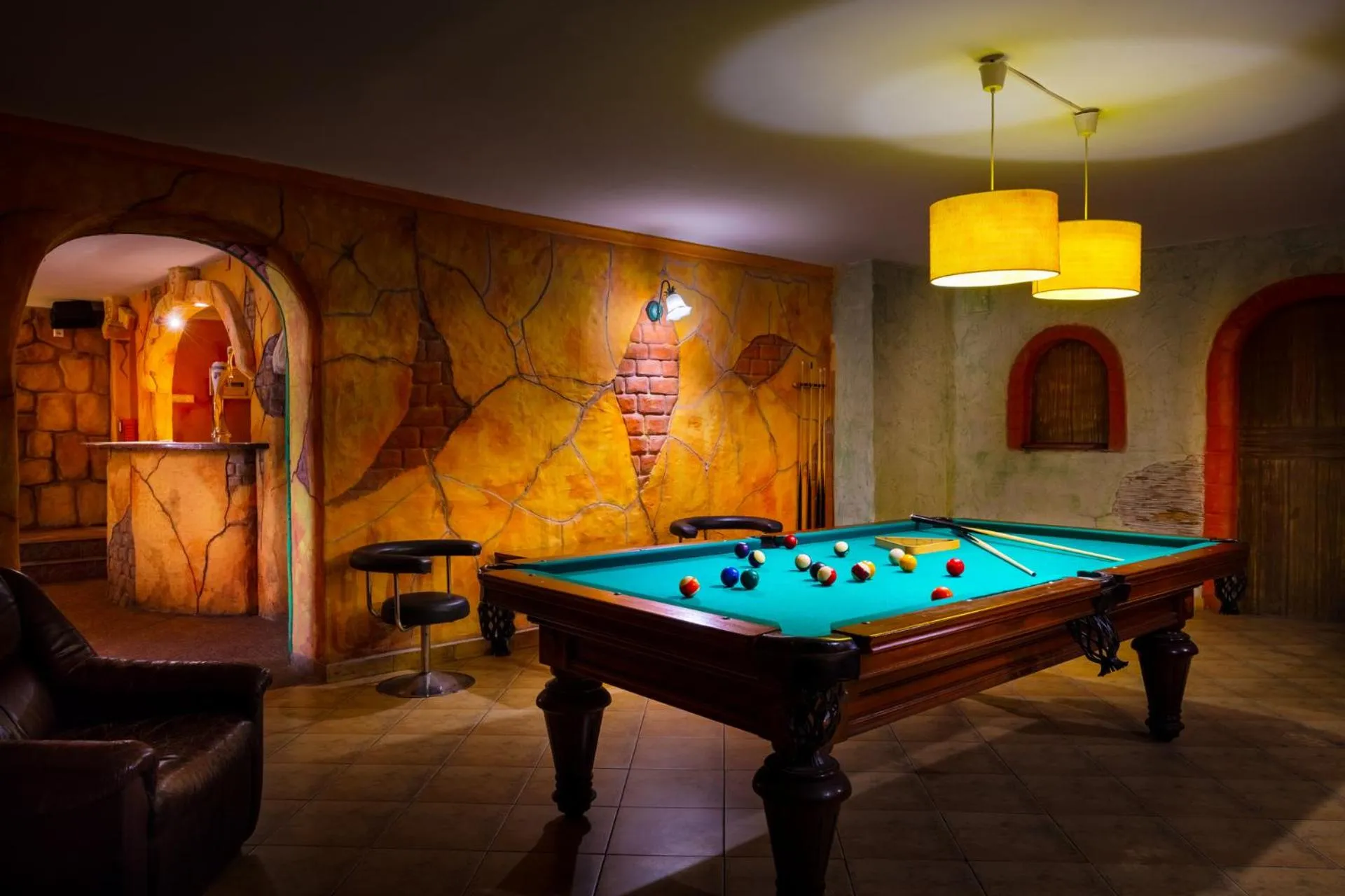 People in Perła Leśna Nadarzyn