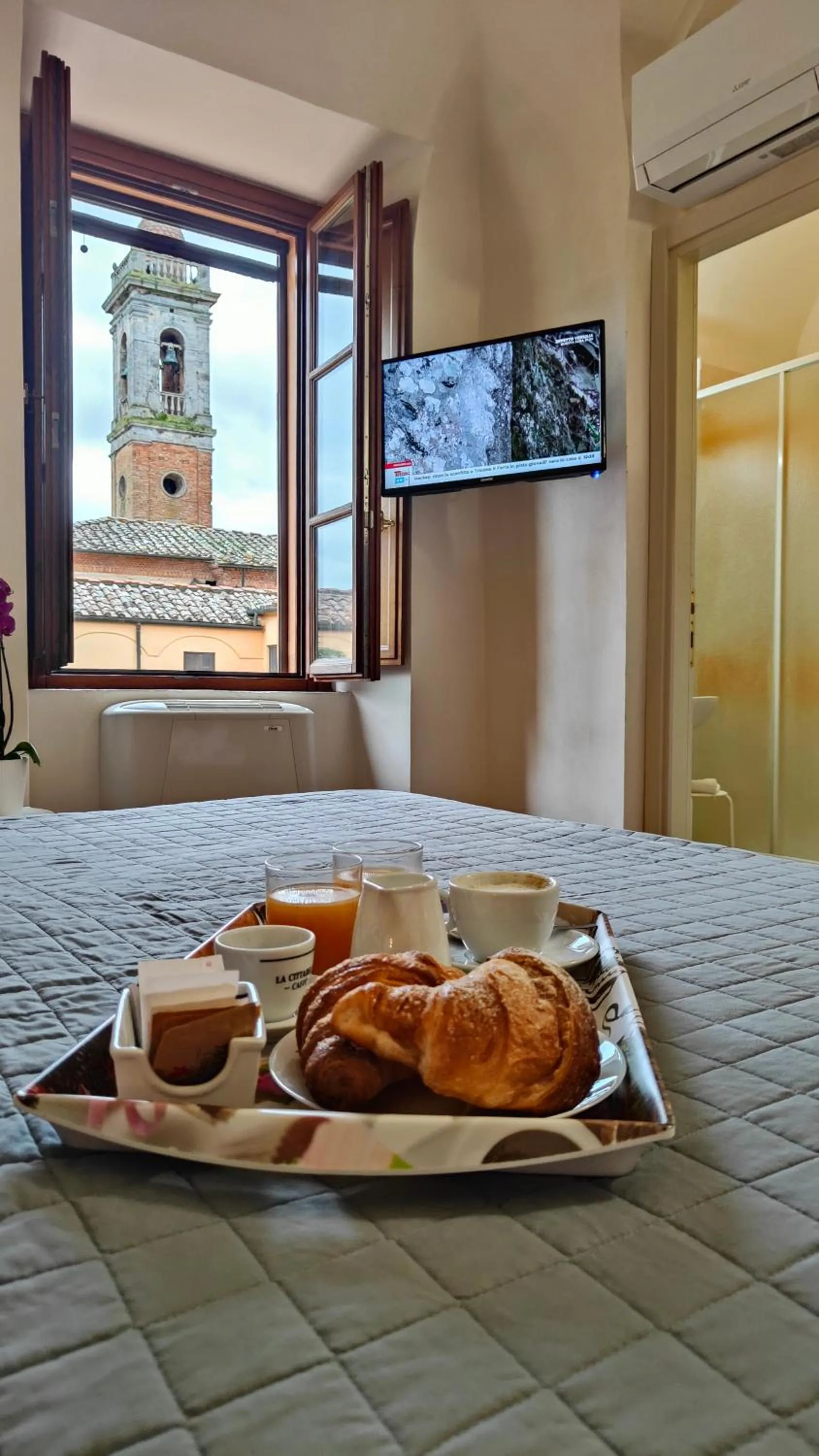 Bed in Chiostro Delle Monache Hostel Volterra