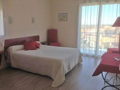 Bed in Saint Jacques