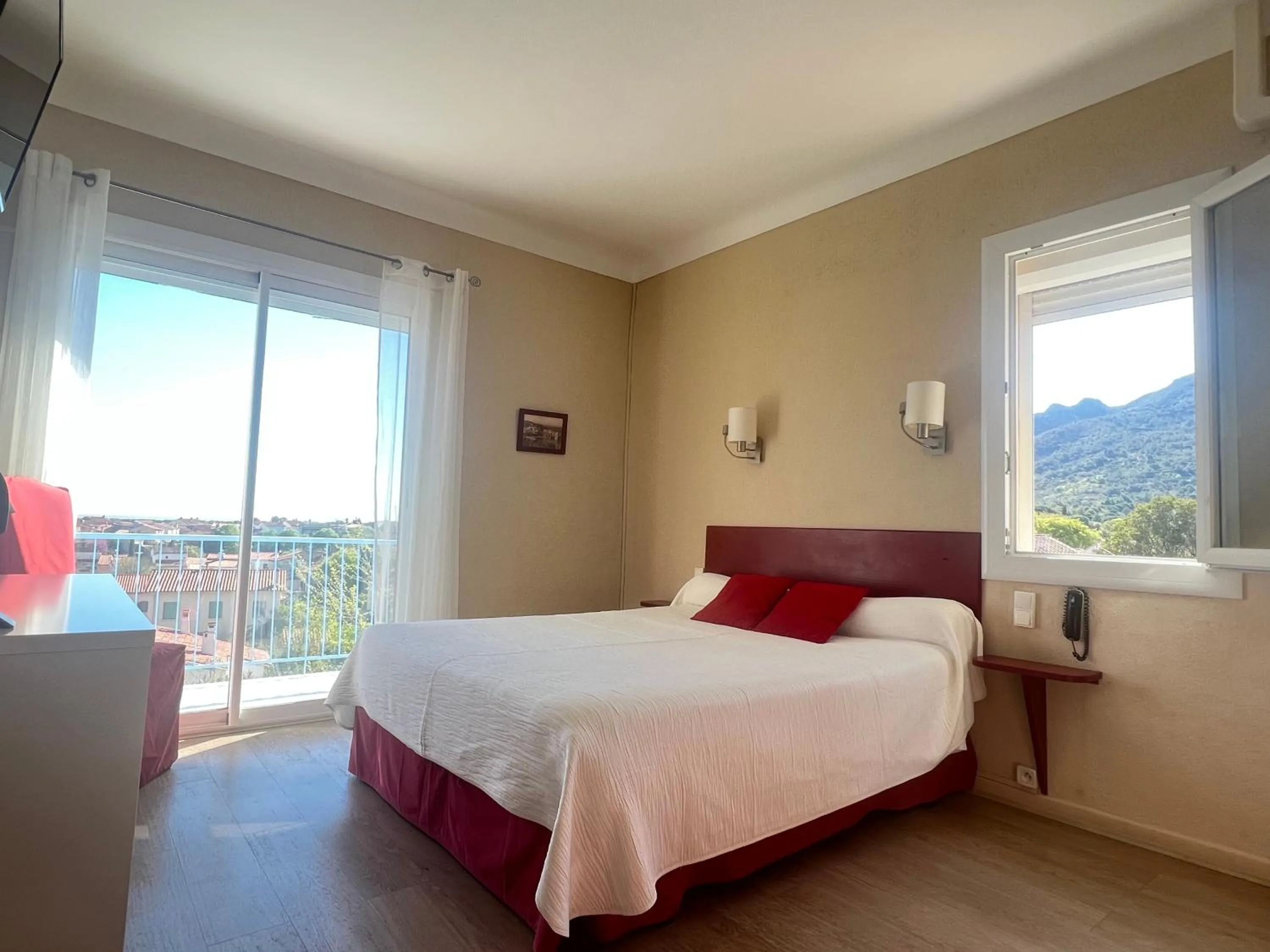 Bed in Saint Jacques