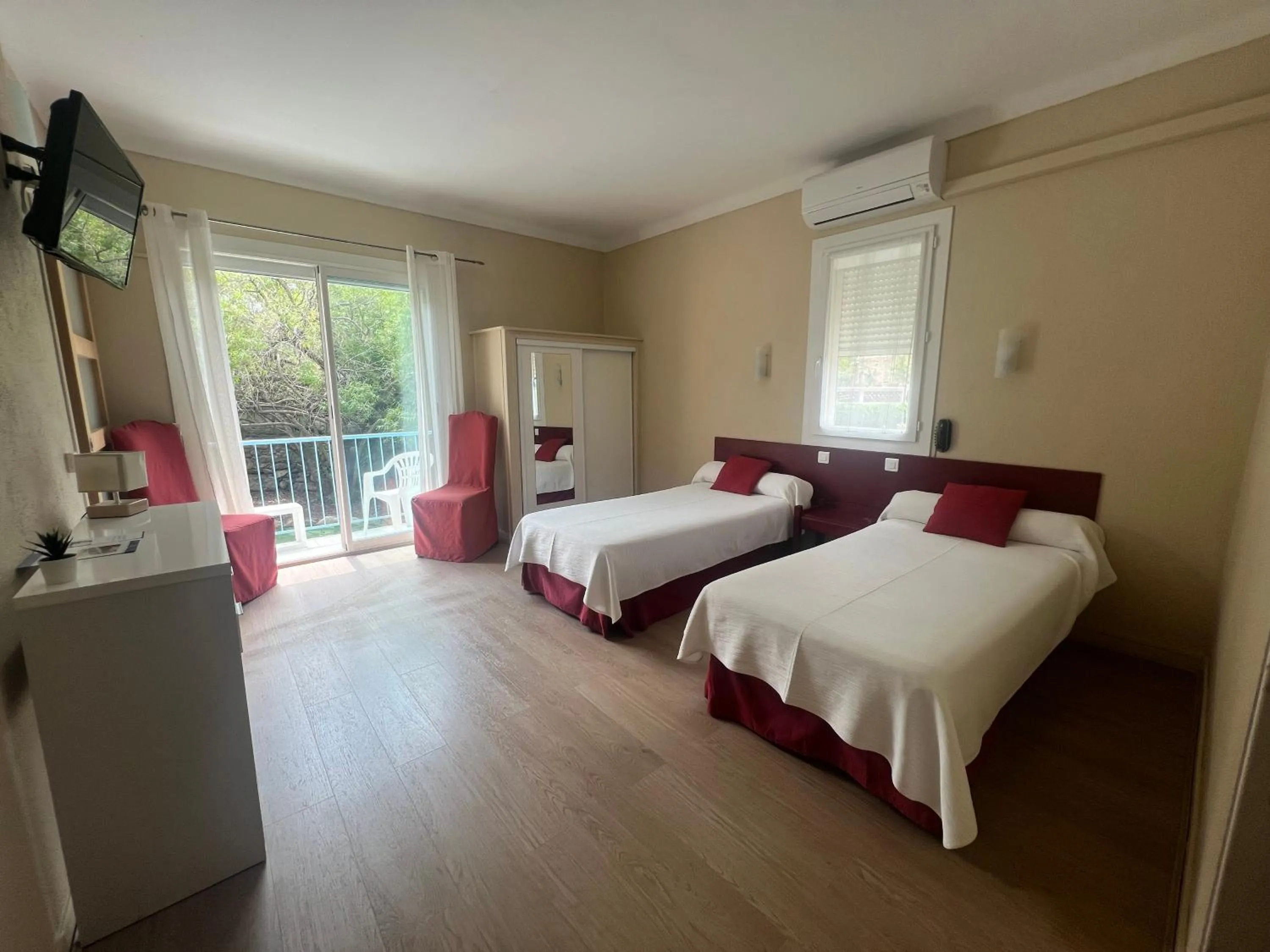 Bed in Saint Jacques