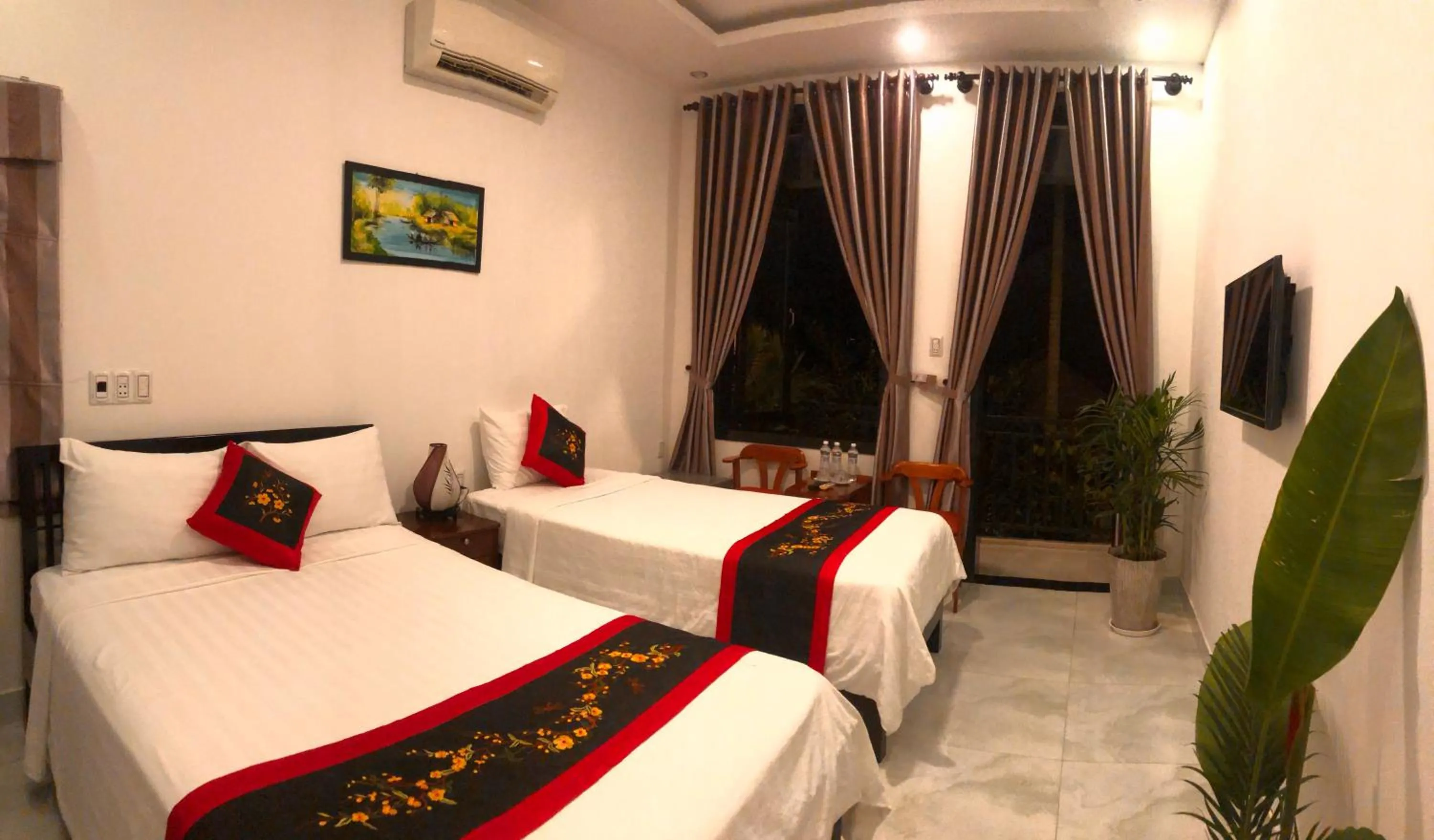 Photo of the whole room, Bed in Sunny Garden Homestay