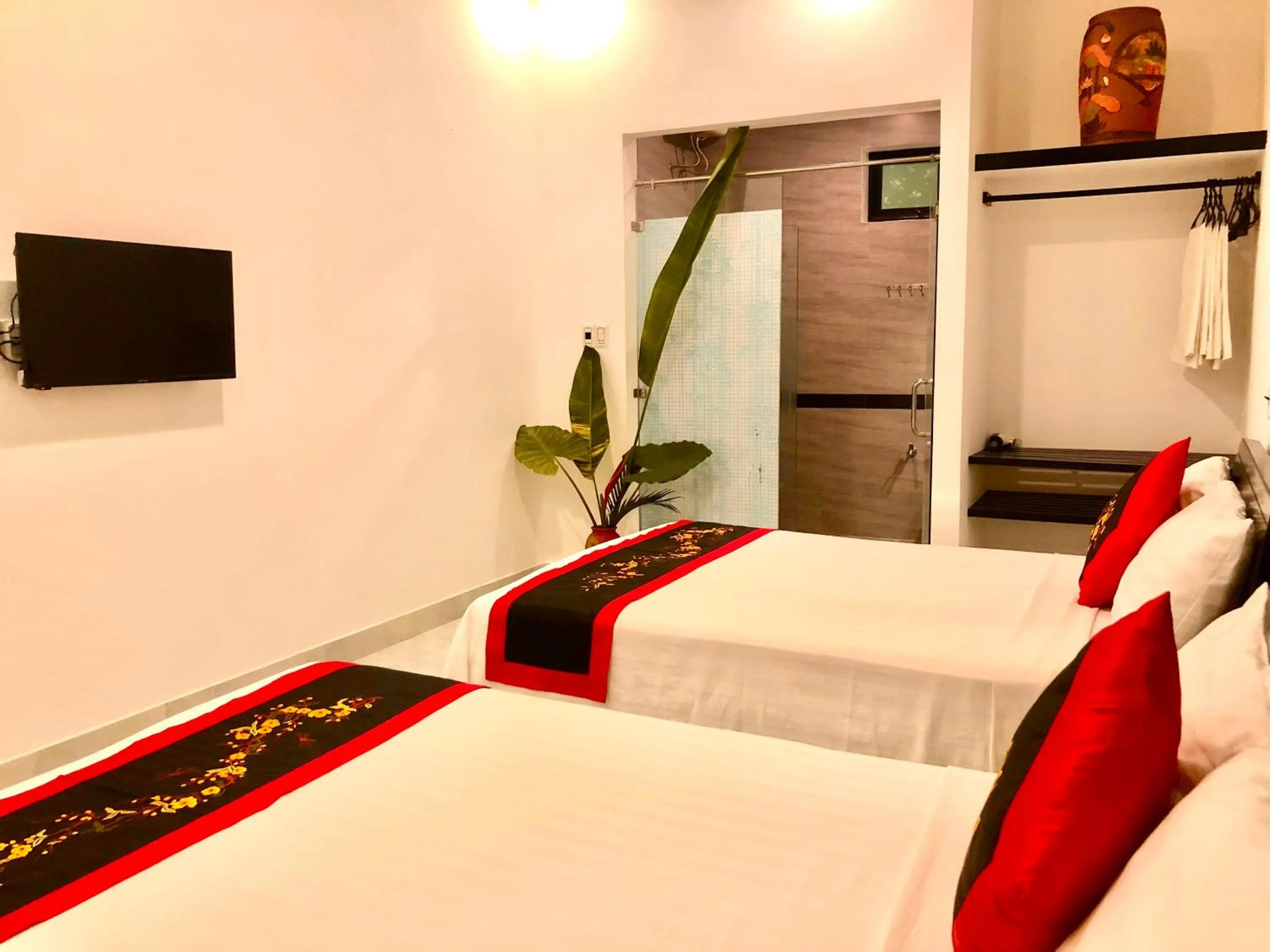 TV and multimedia, Bed in Sunny Garden Homestay