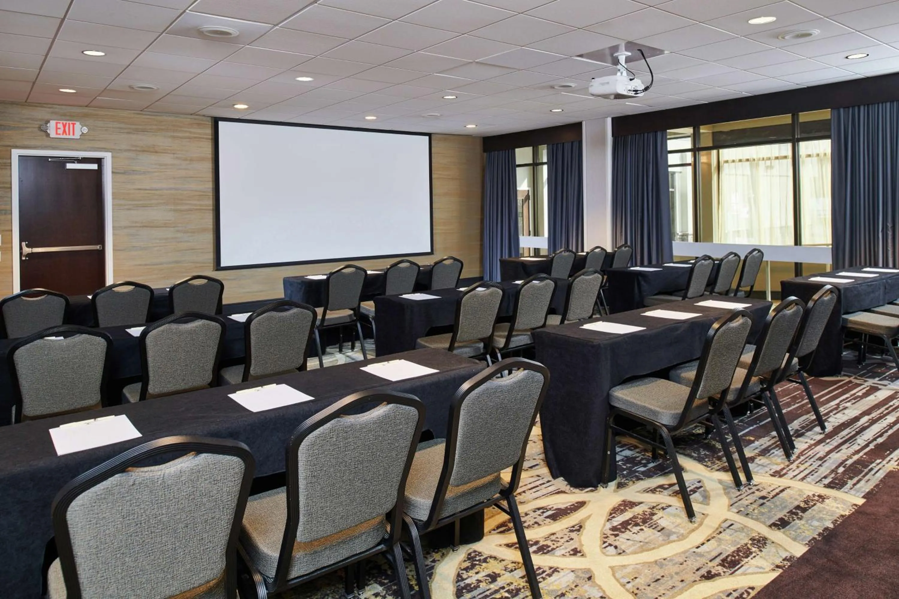 Meeting/conference room in Doubletree By Hilton Raleigh Crabtree Valley