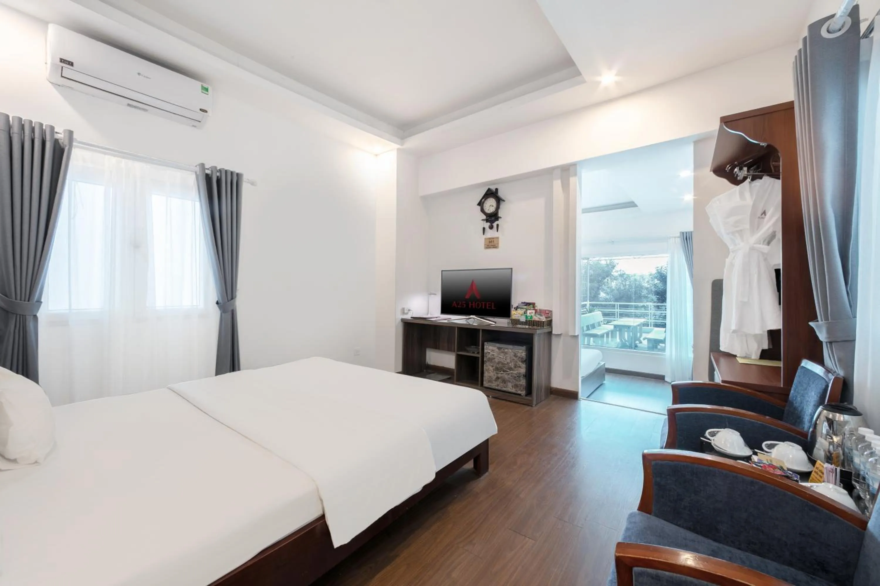Bed in A25 Hotel - 57 Quang Trung