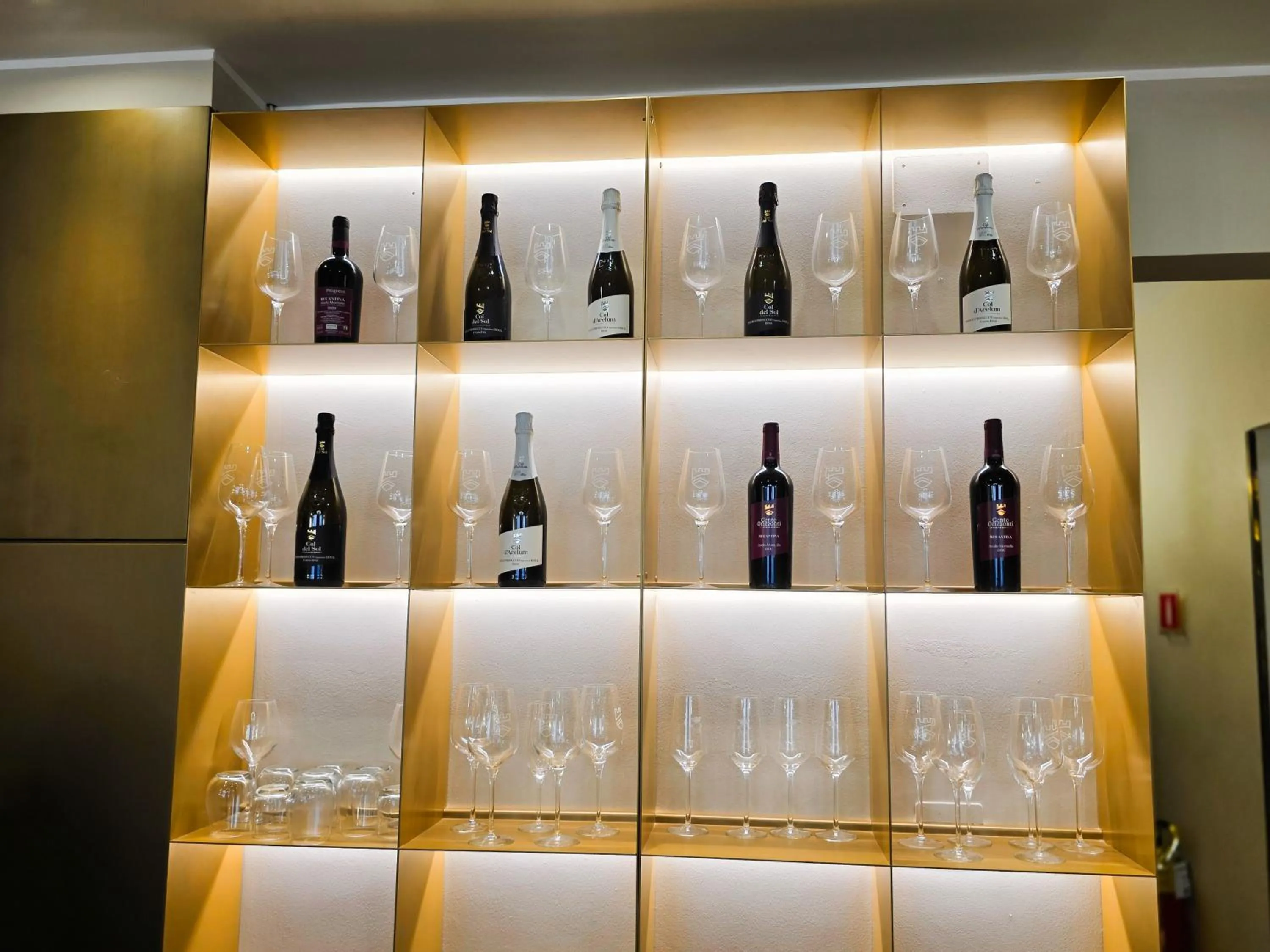 Lounge or bar in Hotel Al Duca Di Venezia