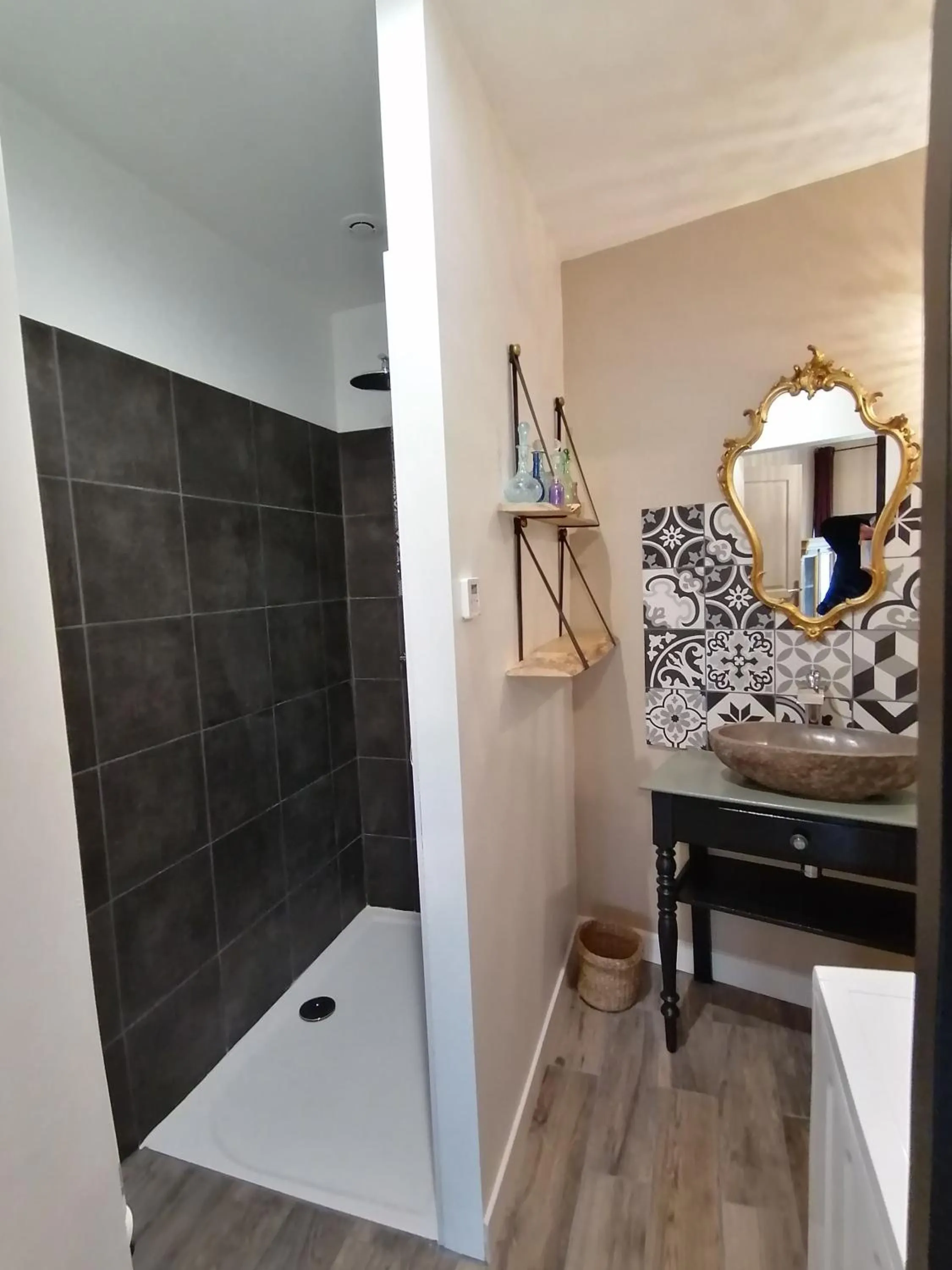 Bathroom in Aquarelle