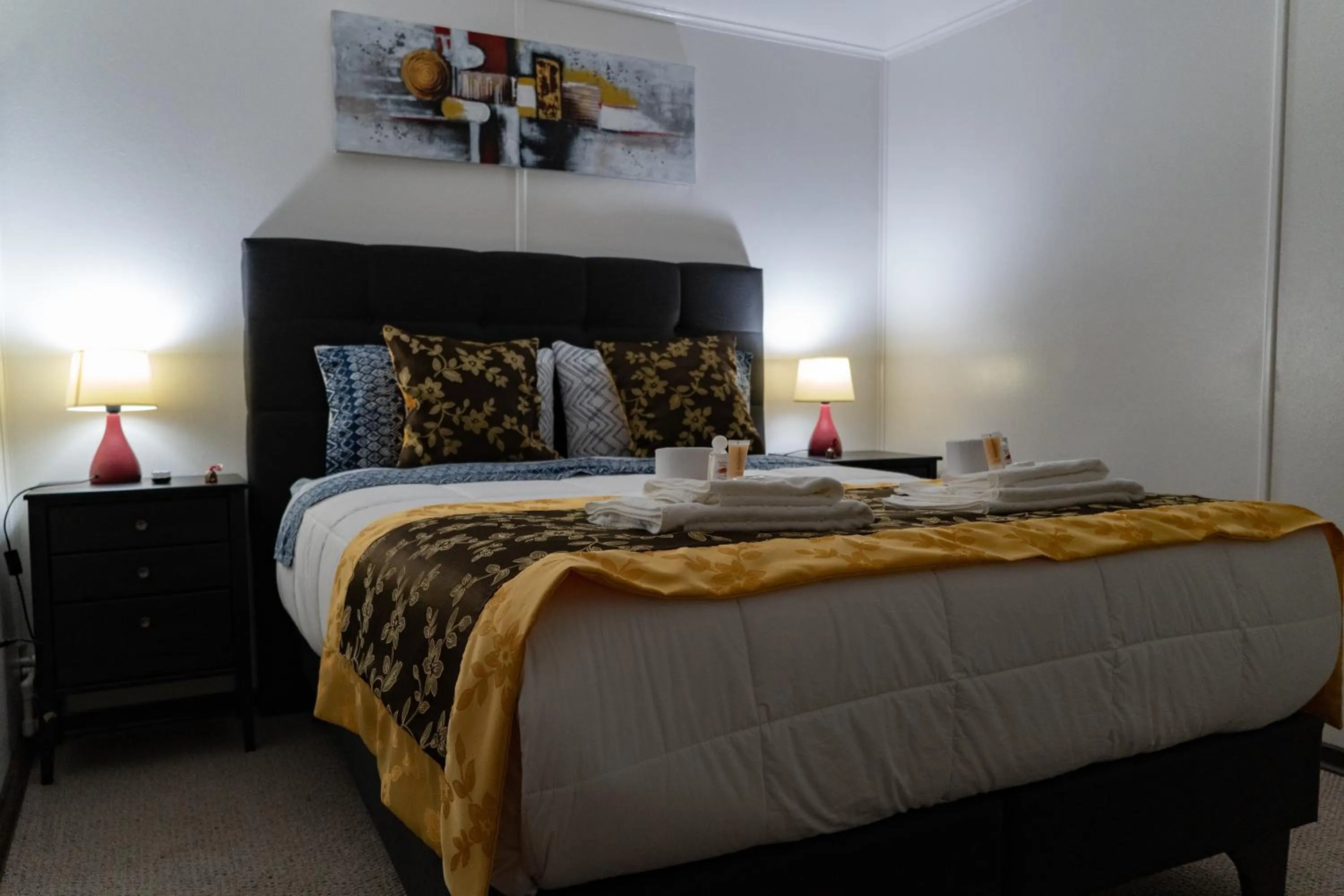 Bed in Hotel Forjadores del Cabo de Hornos