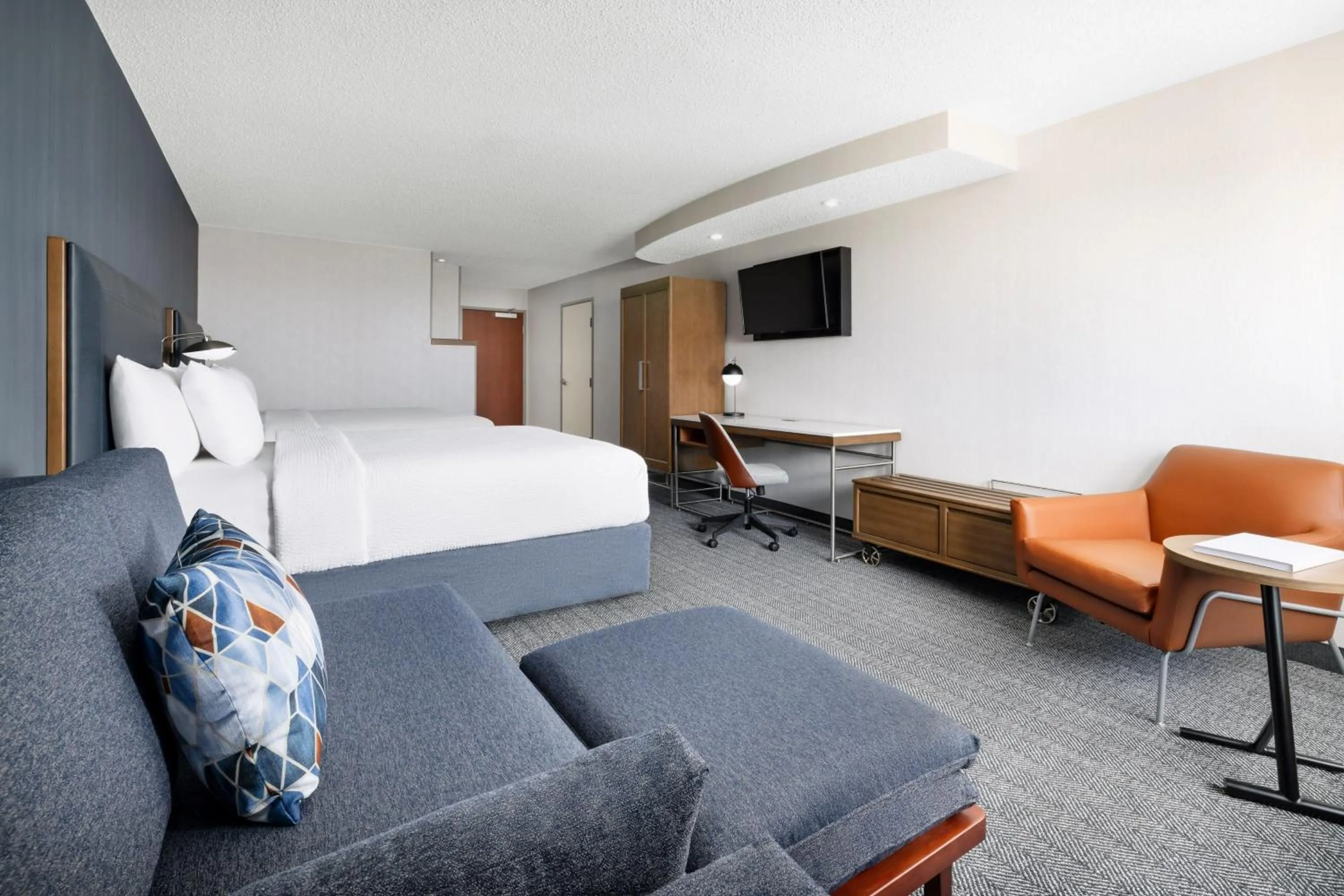 Photo of the whole room, Bed in Courtyard by Marriott Amarillo West/Medical Center