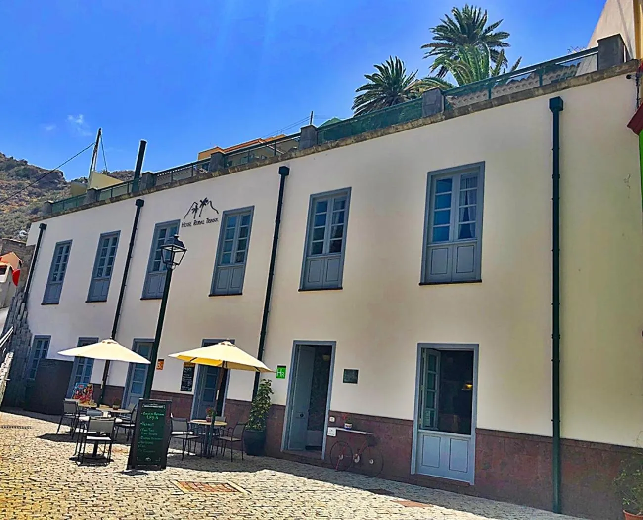 Facade/entrance in Hotel Rural Triana