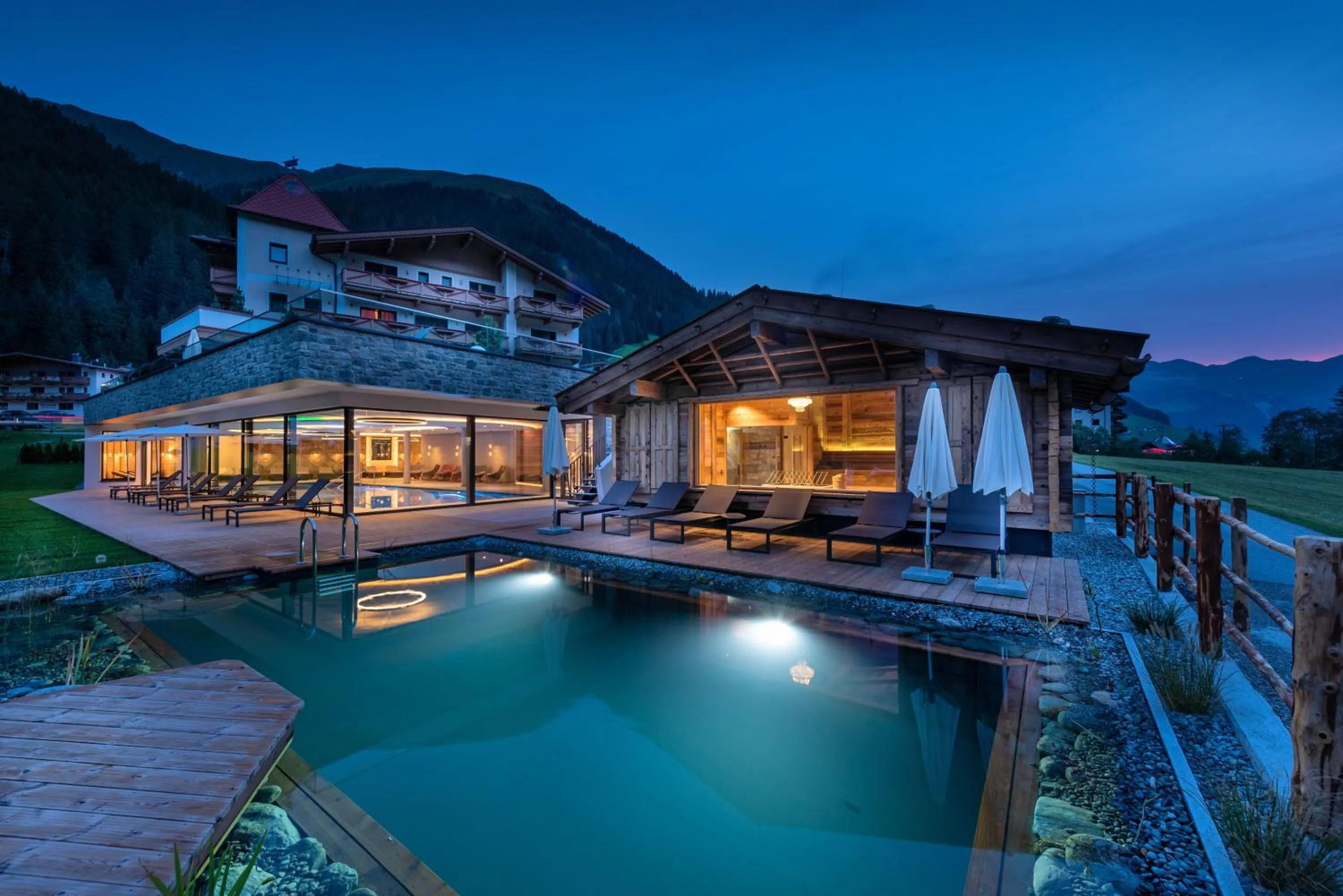 Night in Alpinhotel Berghaus spa