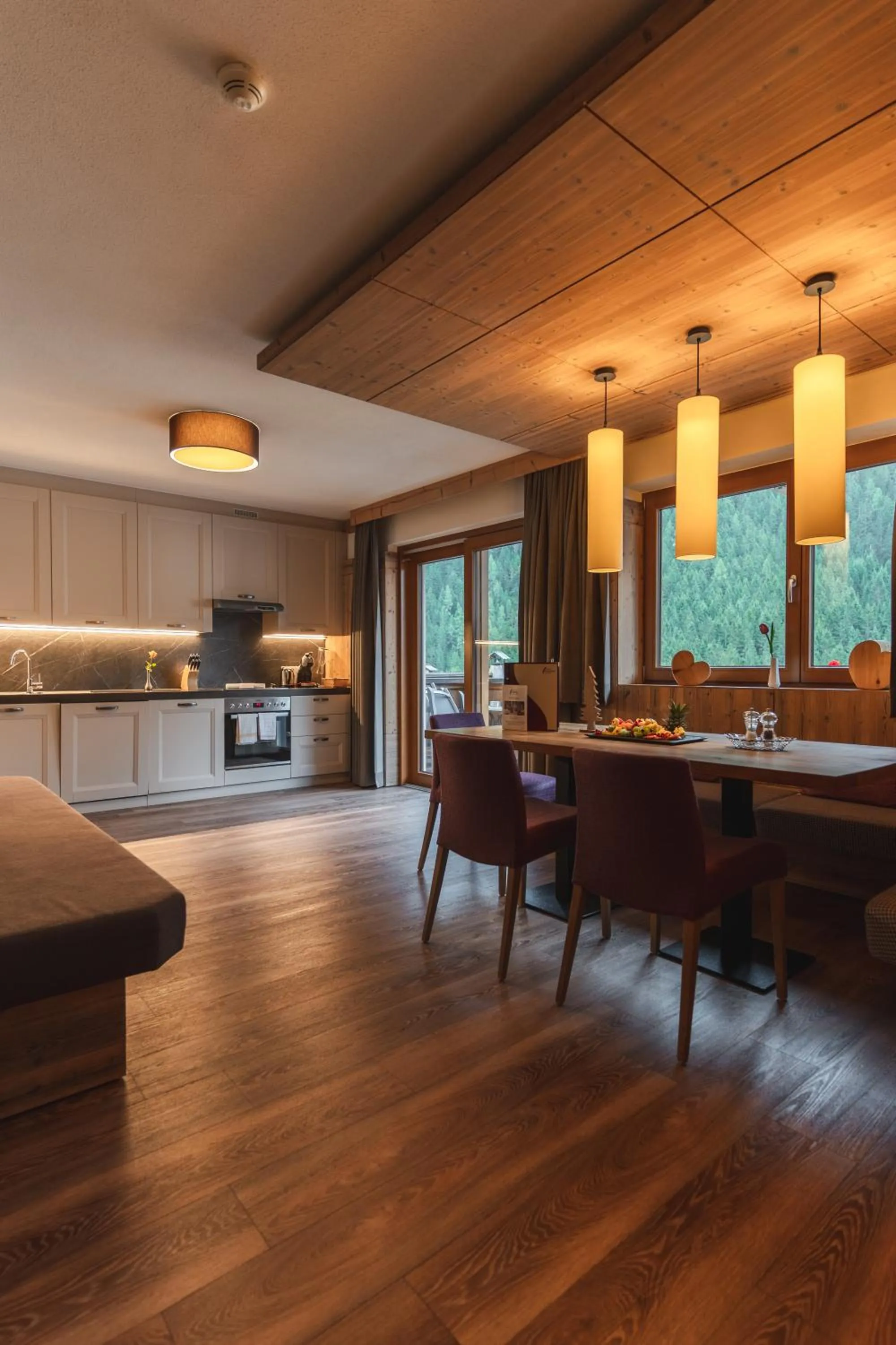 Kitchen or kitchenette in Alpinhotel Berghaus spa