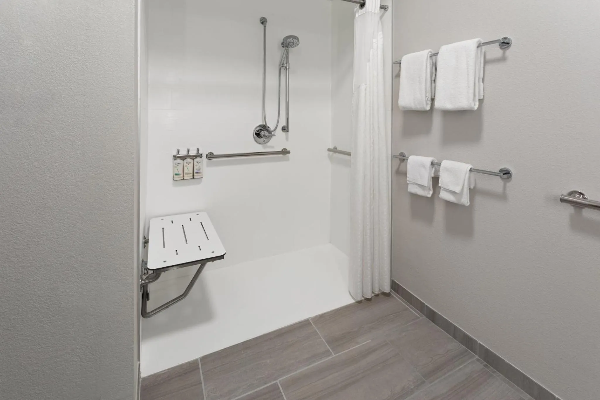 Bathroom in Holiday Inn Express Hotel & Suites Dubois by IHG