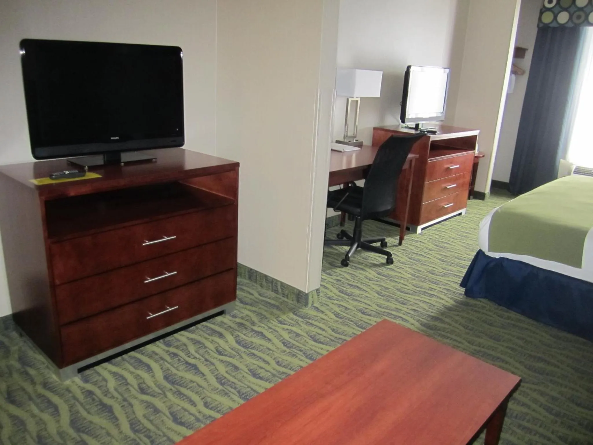 Photo of the whole room, Bed in Holiday Inn Express Hotel & Suites Dubois by IHG