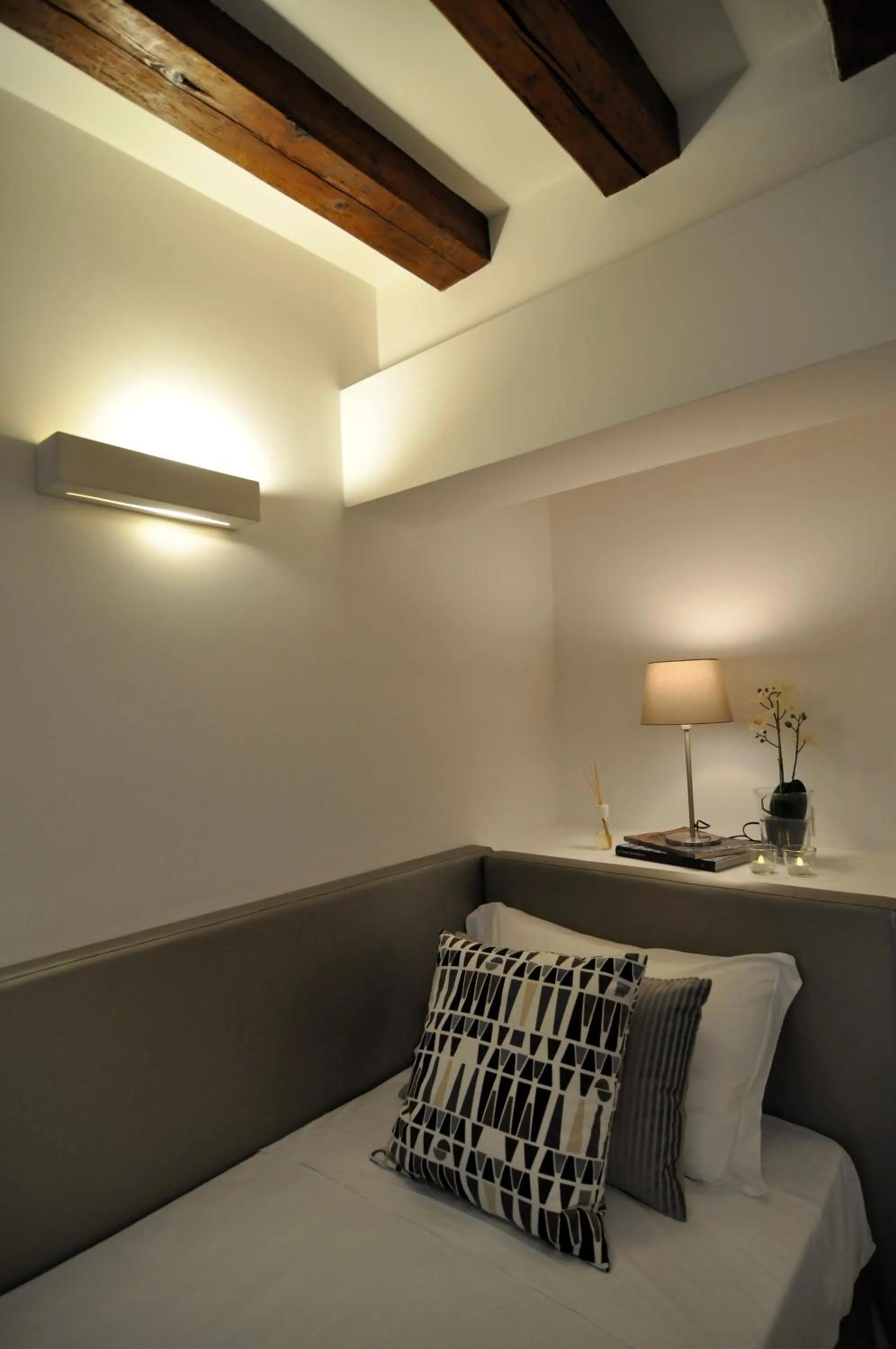 Bedroom, Bed in Casa Colleoni