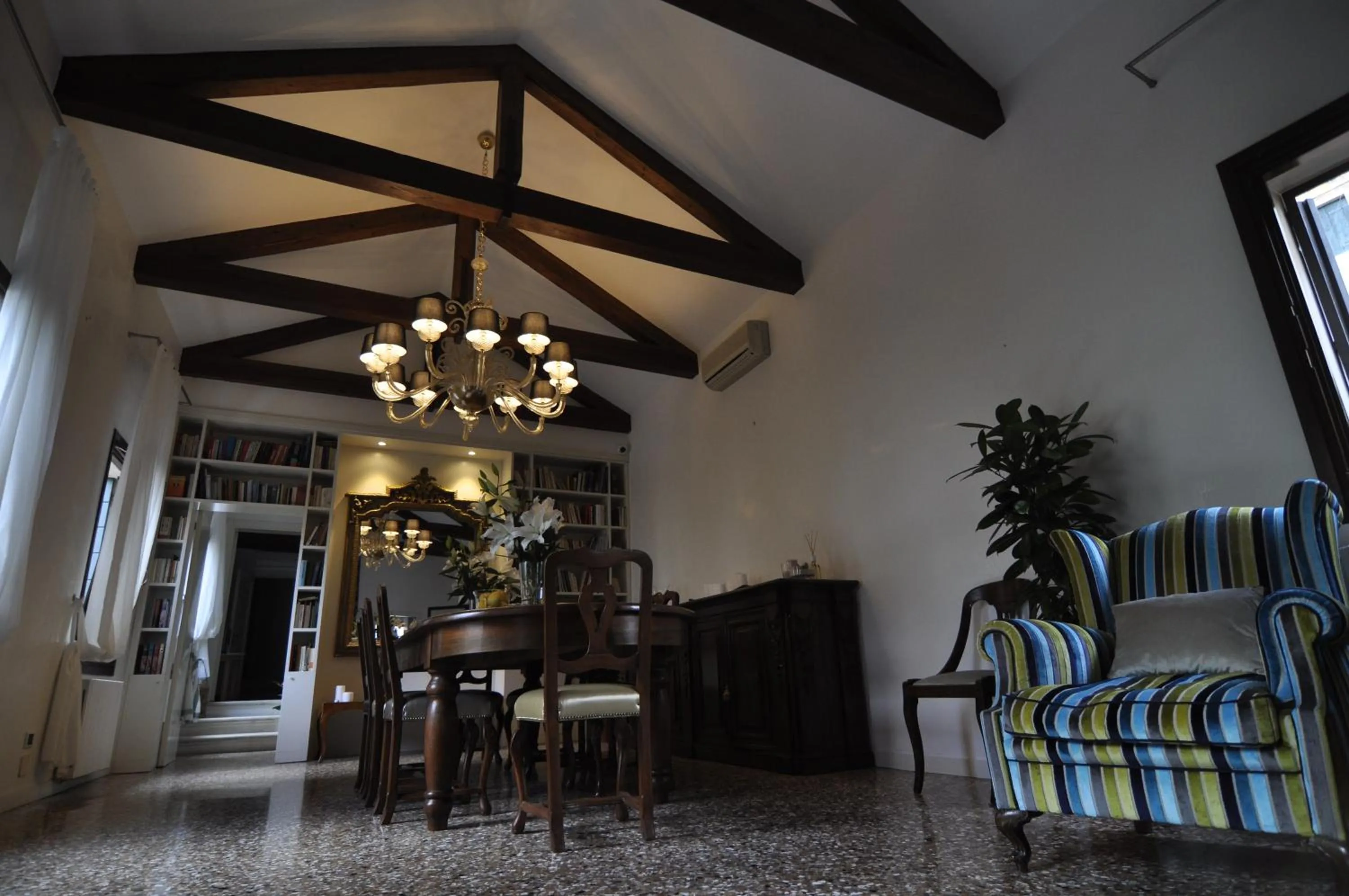 Communal lounge/ TV room in Casa Colleoni