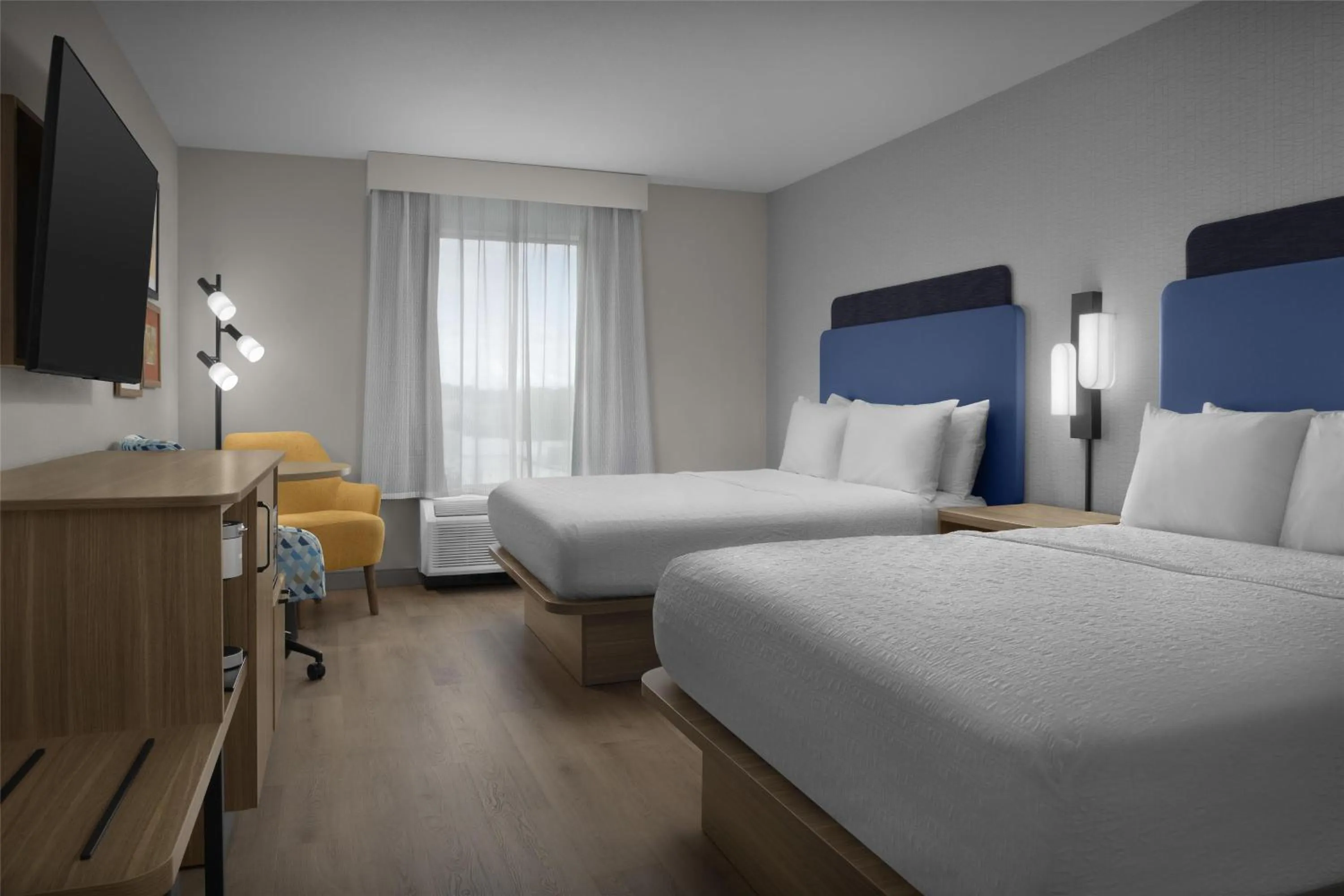 Bed in Hampton Inn Lenoir City