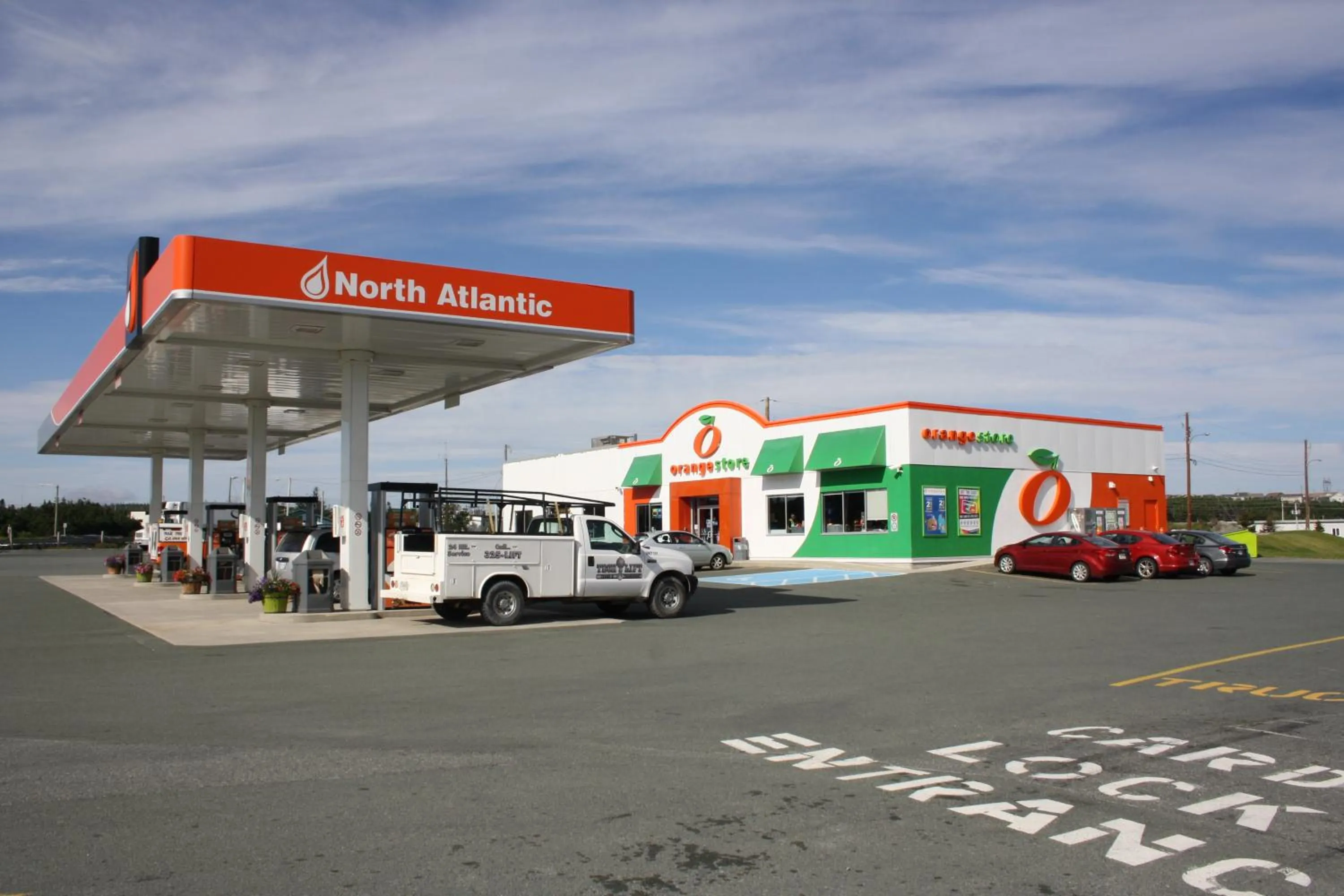 On-site shops in Crossroads Inn & Suites