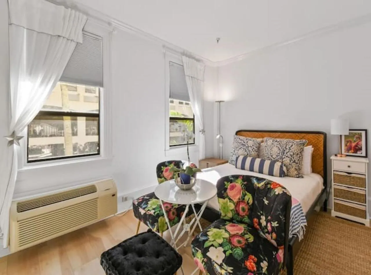 Bed in Tropicals of Palm Beach