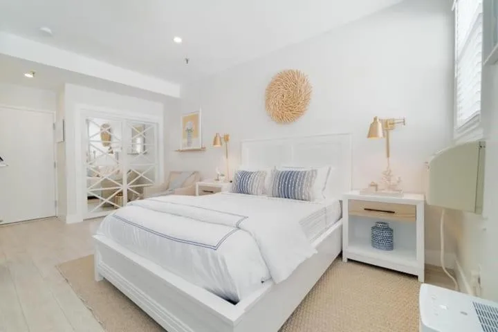 Bed in Tropicals of Palm Beach