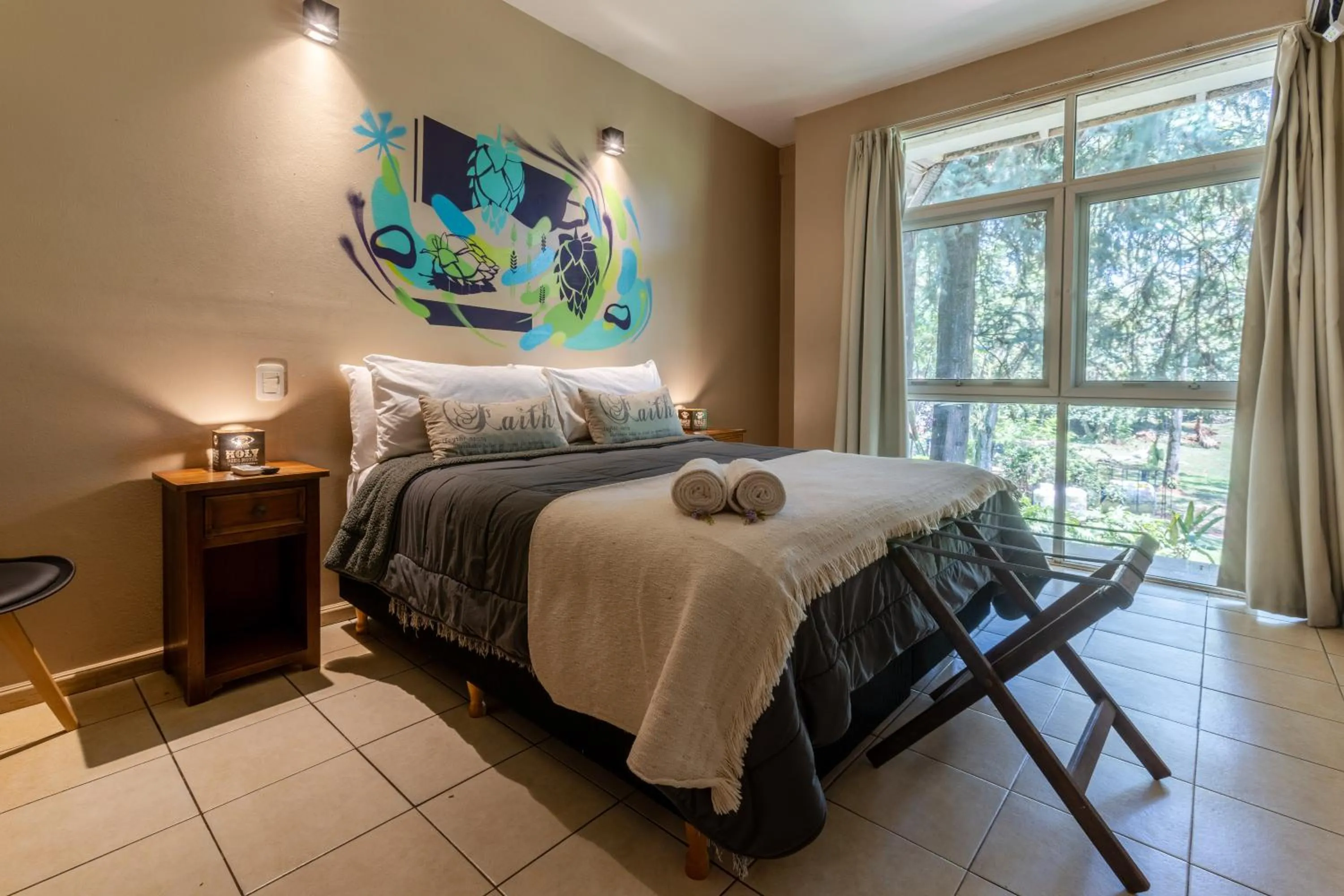 Bed in Beer Hotel Iguazú