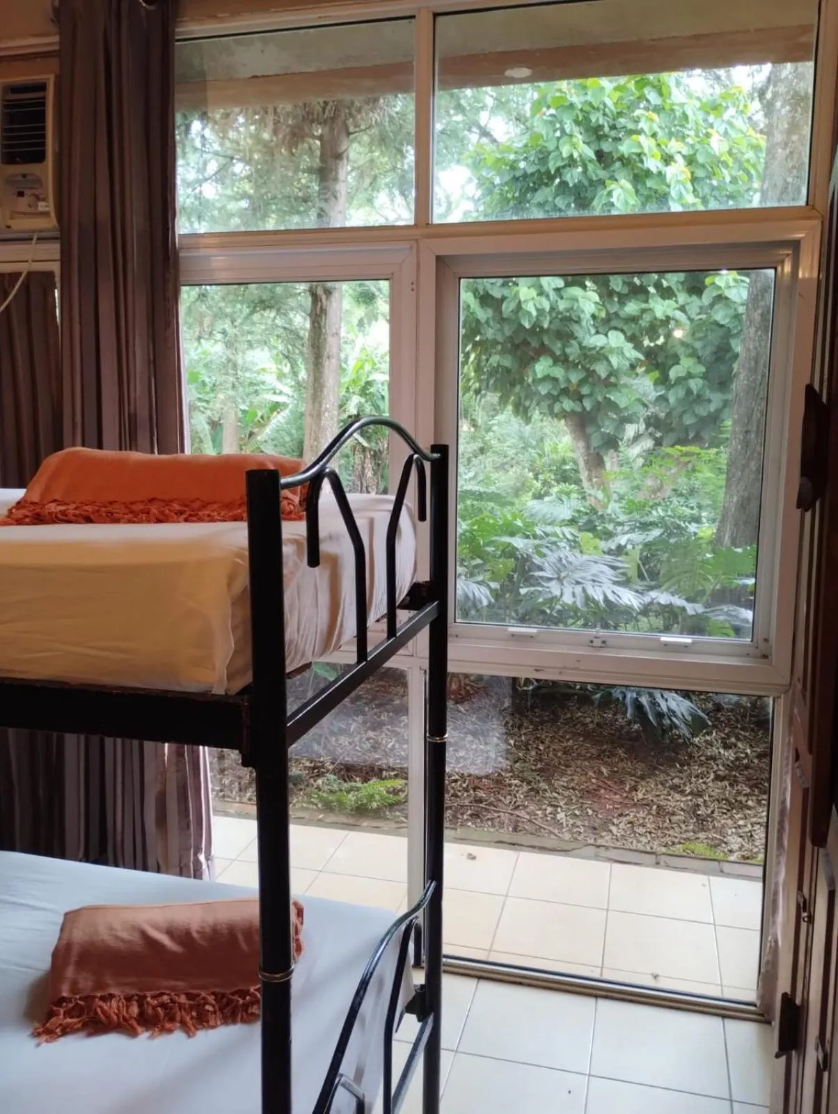 Bedroom, Bed in Beer Hotel Iguazú