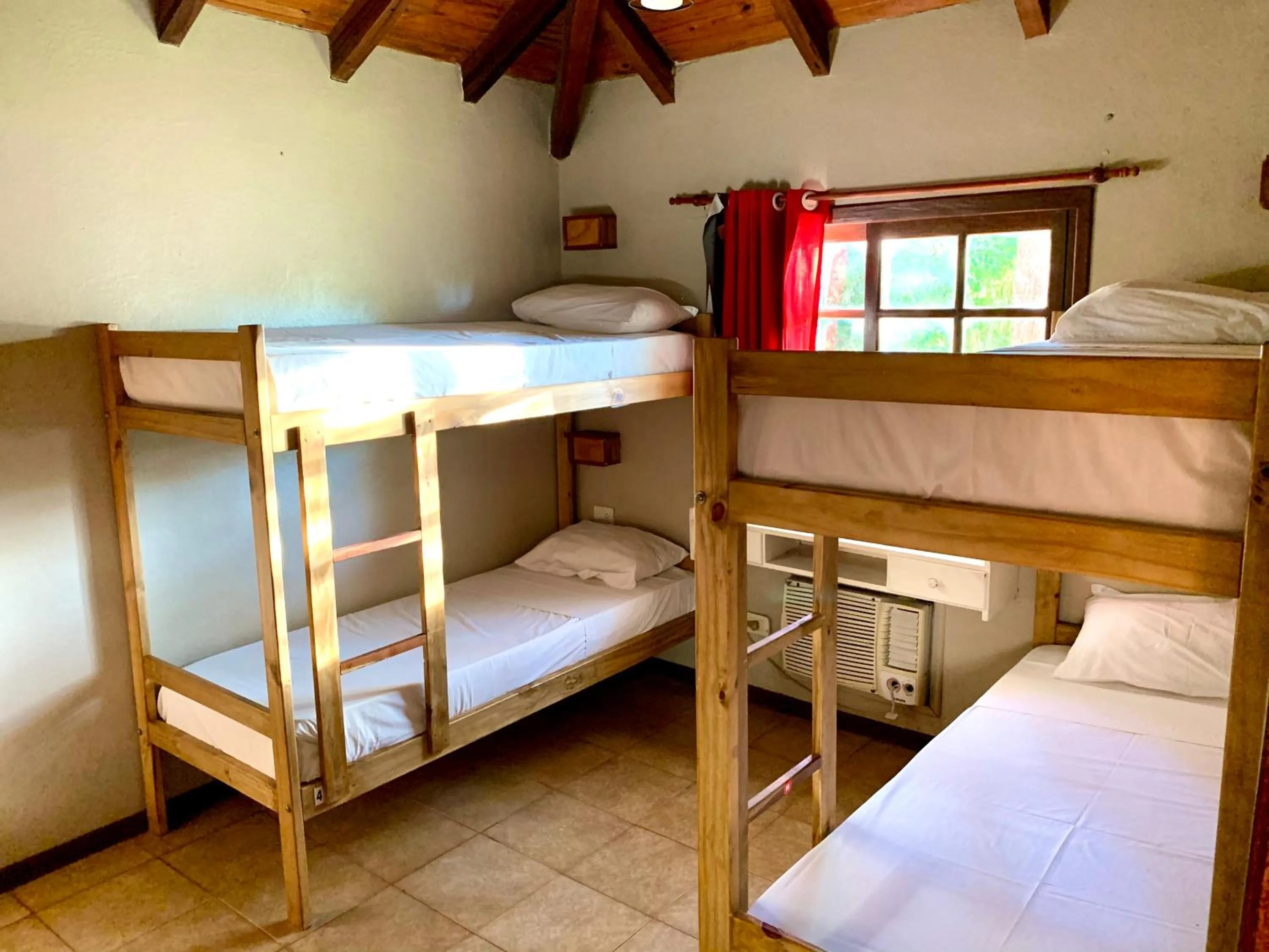 Bed in Beer Hotel Iguazú