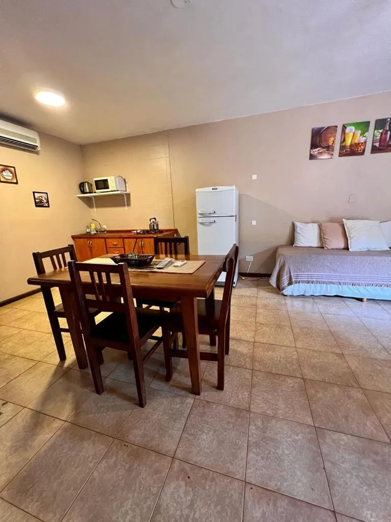 Kitchen or kitchenette in Beer Hotel Iguazú