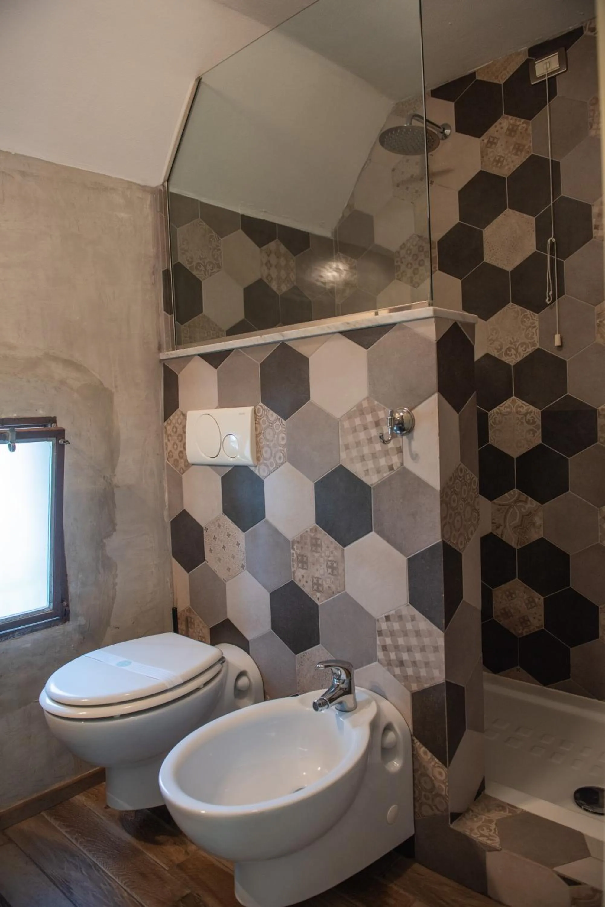 Bathroom in Fra Diavolo