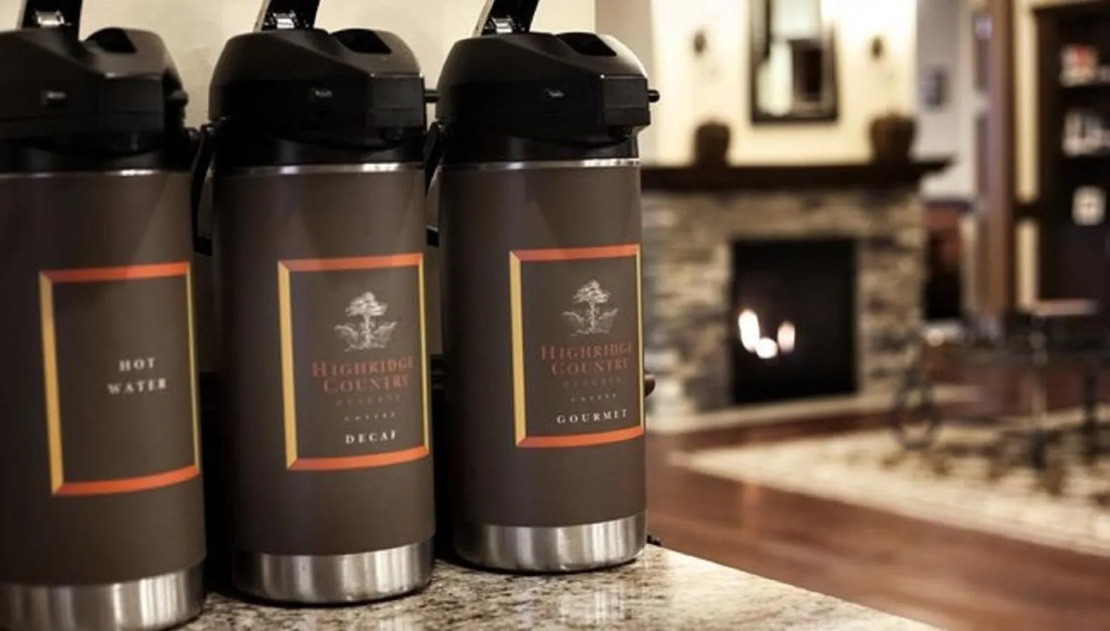 Coffee/tea facilities in Country Inn & Suites by Radisson, Evansville, IN