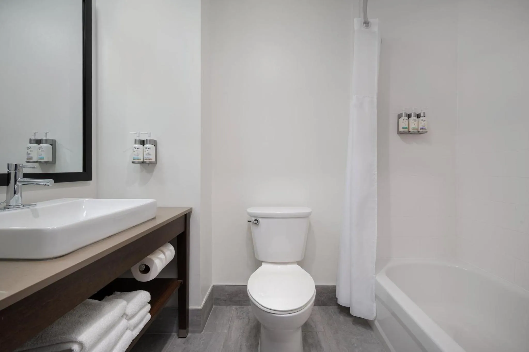 Bathroom in Garner Hotel Evansville East by IHG