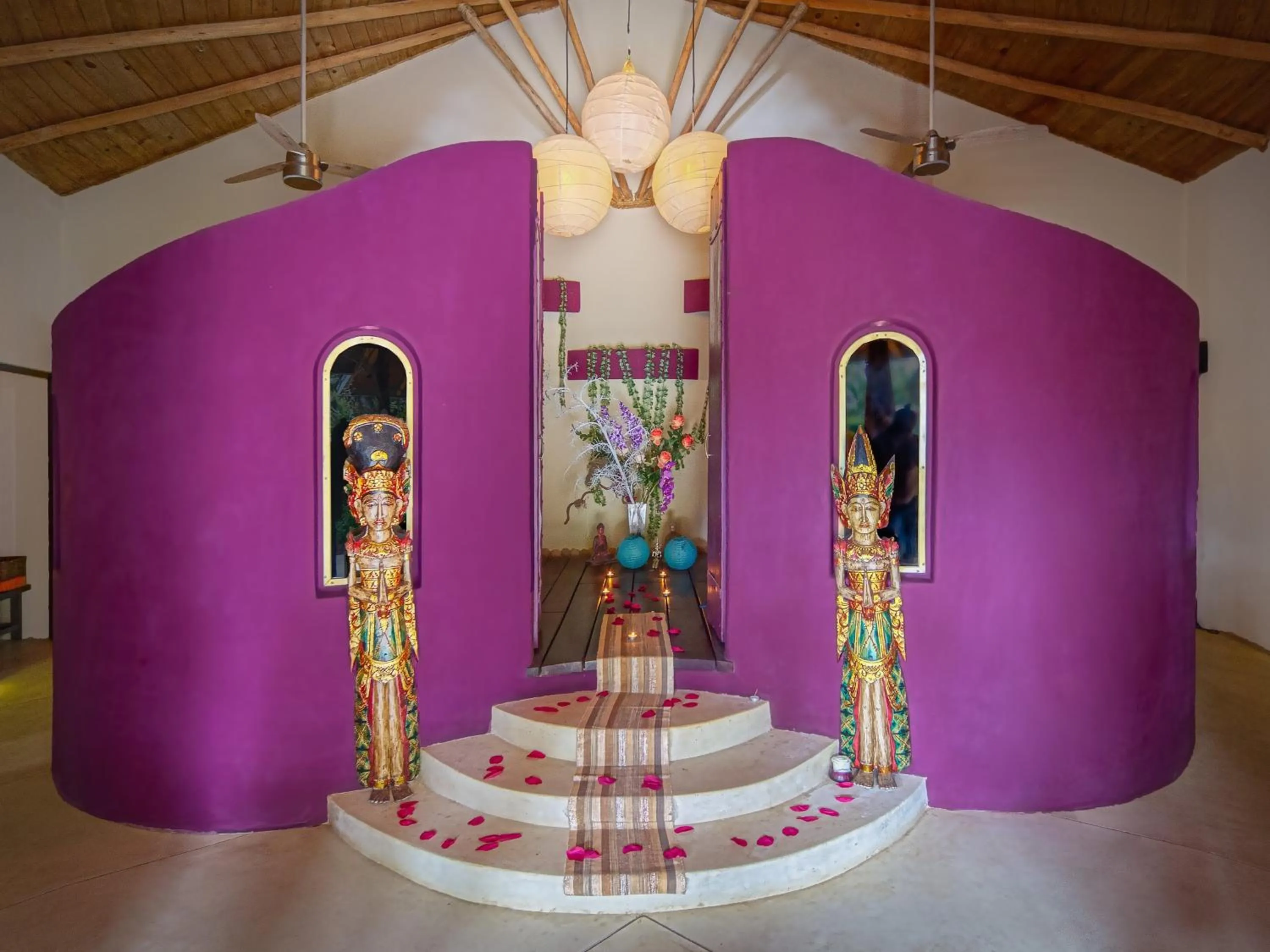 Decorative detail in Hotel Alisei