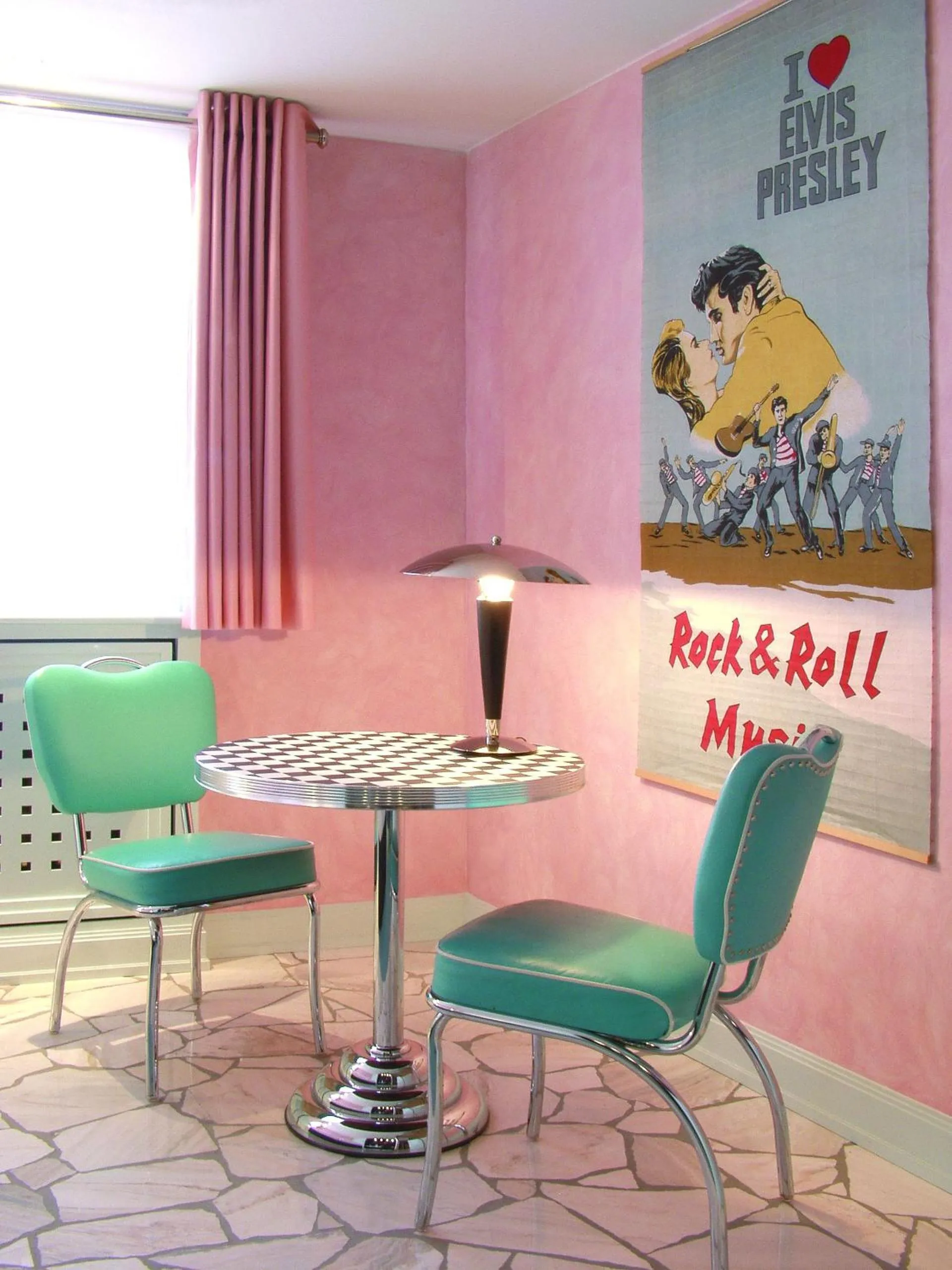 Decorative detail in RomanticHOTEL Goldener Karpfen