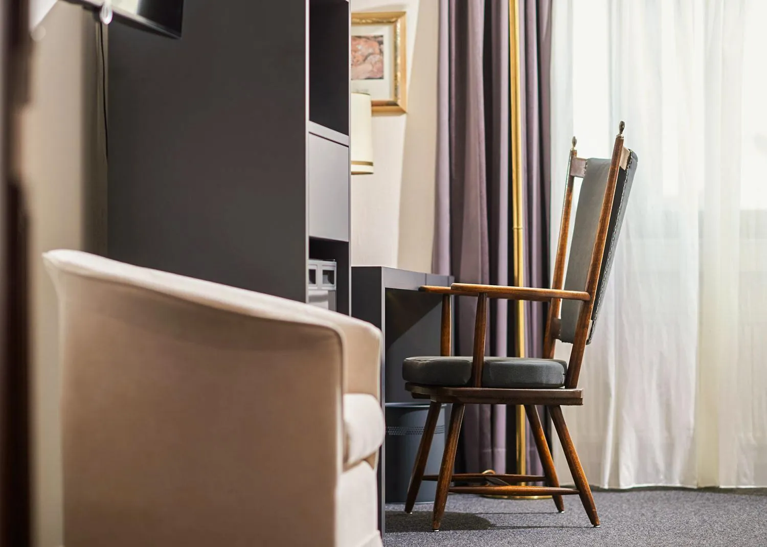 Photo of the whole room in RomanticHOTEL Goldener Karpfen