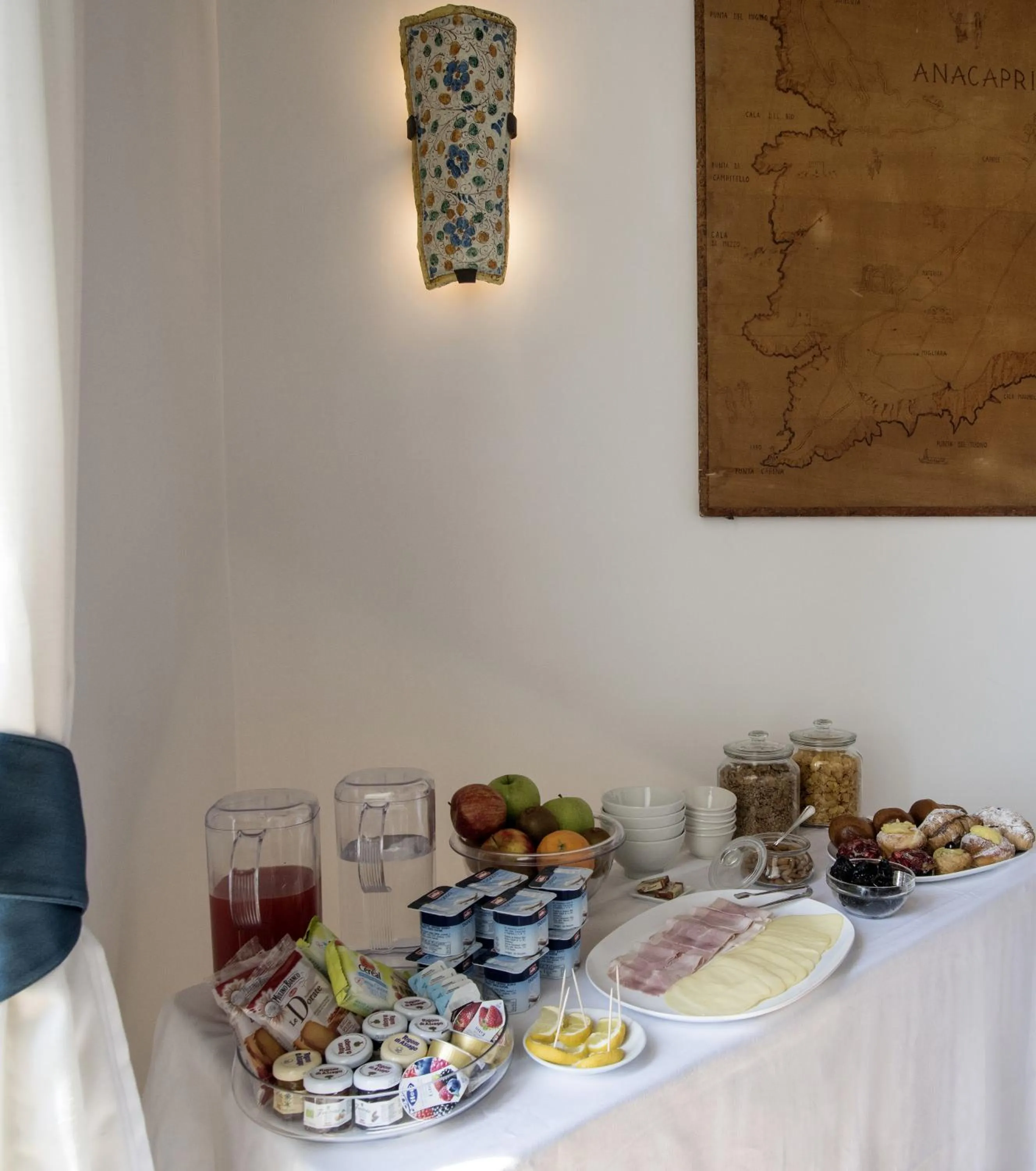 Food and drinks in Mareluna Suite de Charme